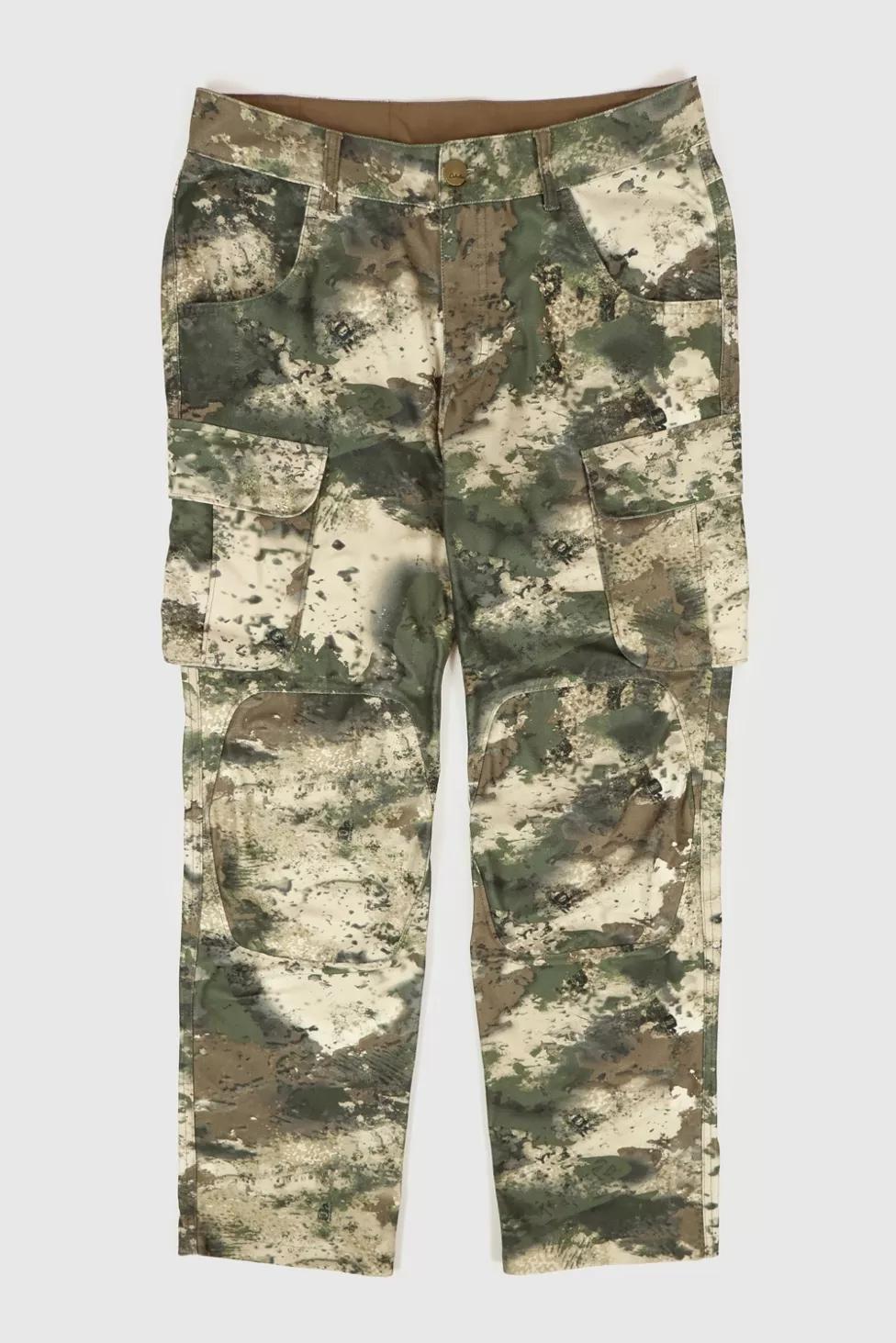 Vintage Cabela's Camo Pants by URBAN OUTFITTERS