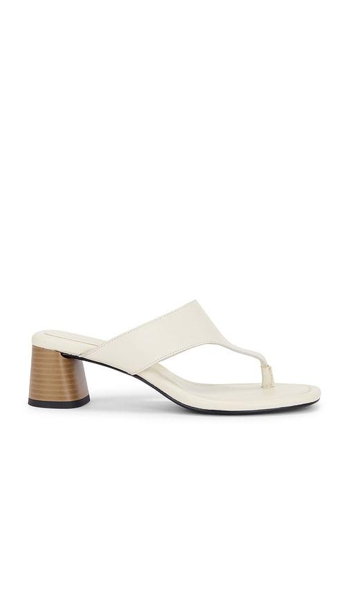 Vagabond Shoemakers Evie Sandal in Cream by VAGABOND SHOEMAKERS