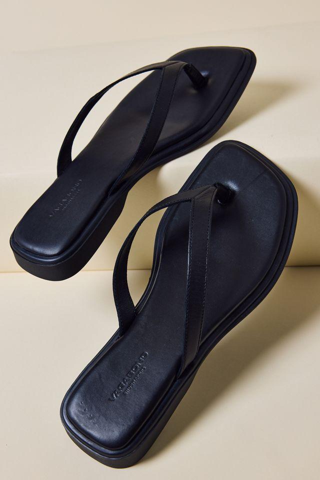 Vagabond Shoemakers Izzy Thong Sandal by VAGABOND SHOEMAKERS