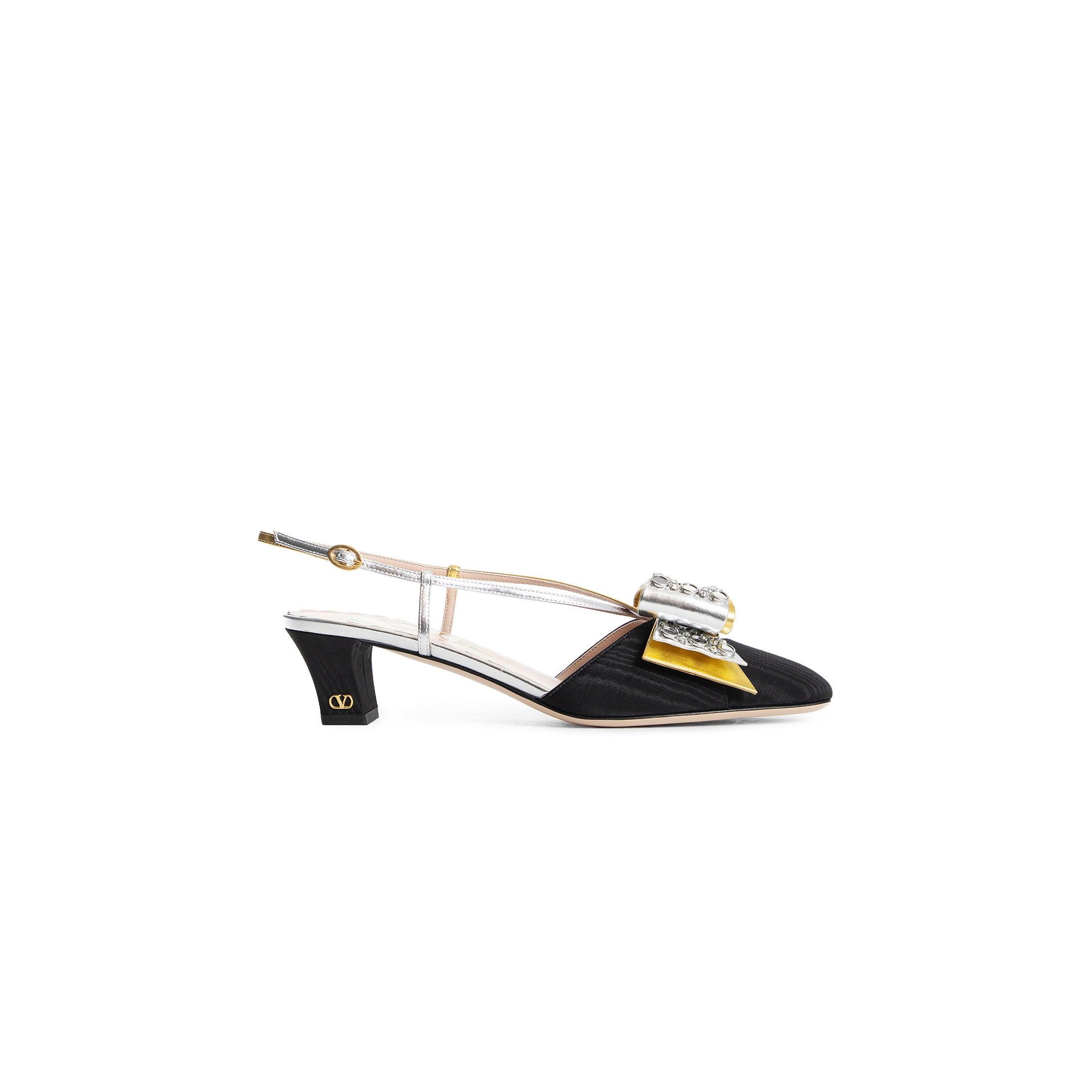 VALENTINO WOMAN BLACK PUMPS by VALENTINO