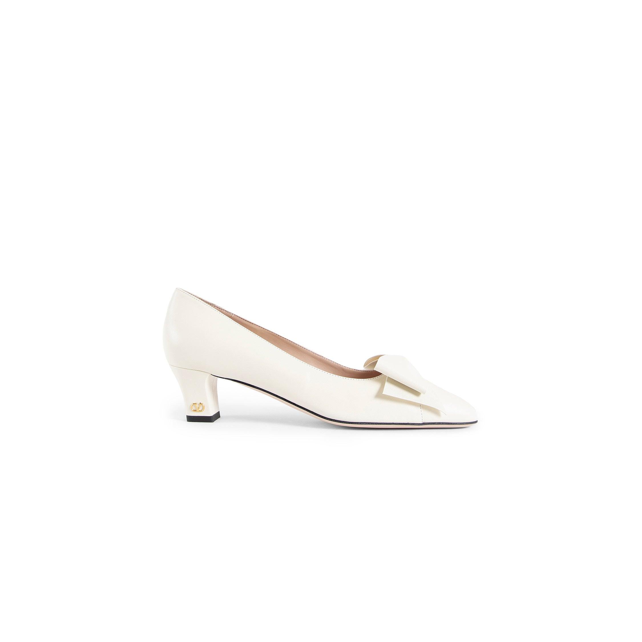 VALENTINO WOMAN OFF-WHITE PUMPS by VALENTINO