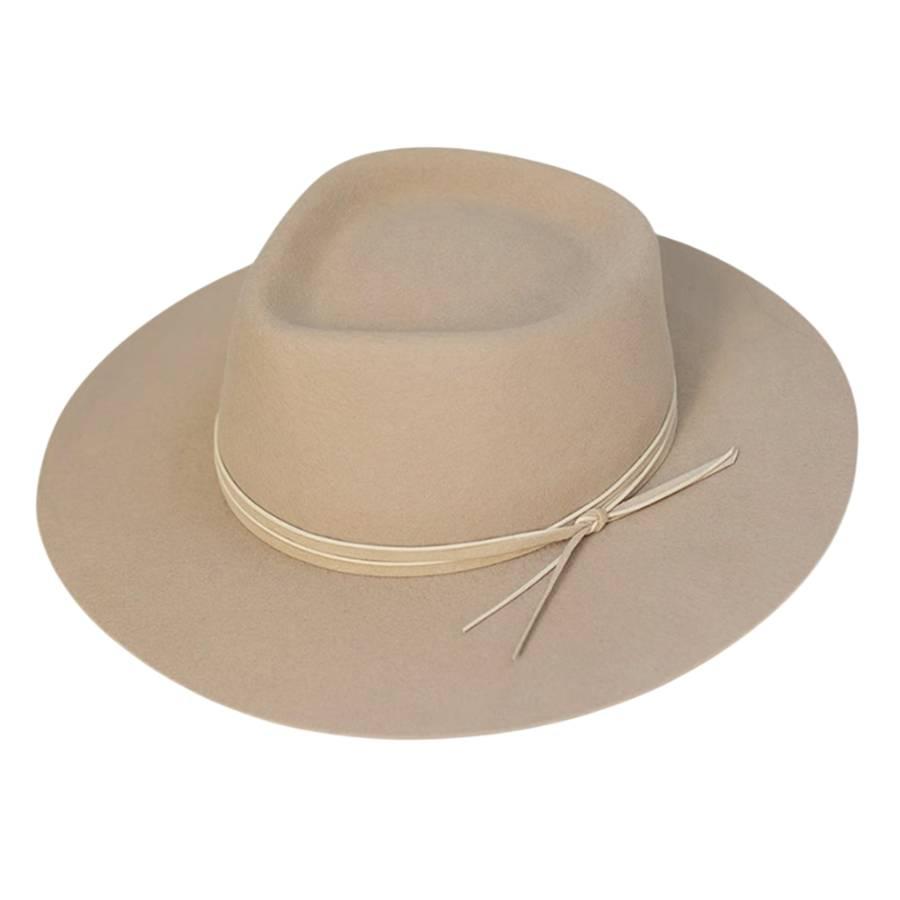 Van Palma India Wool Felt Fedora Hat In Ivory by VAN PALMA