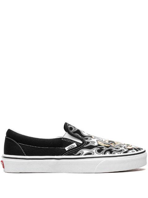 Classic Slip-On "Flame Skull" sneakers by VANS