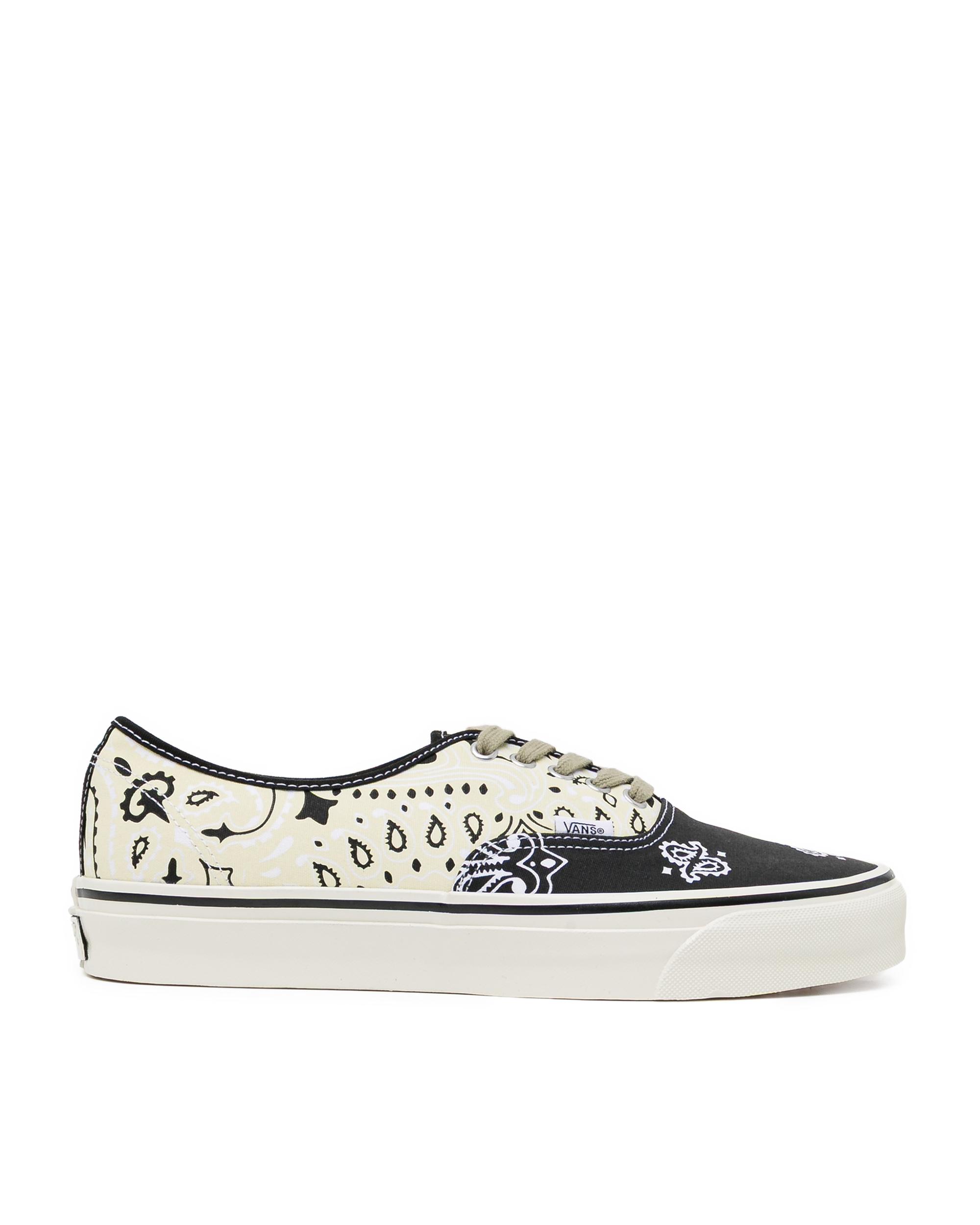 Premium Authentic 44 Bandana multi-coloured sneakers by VANS