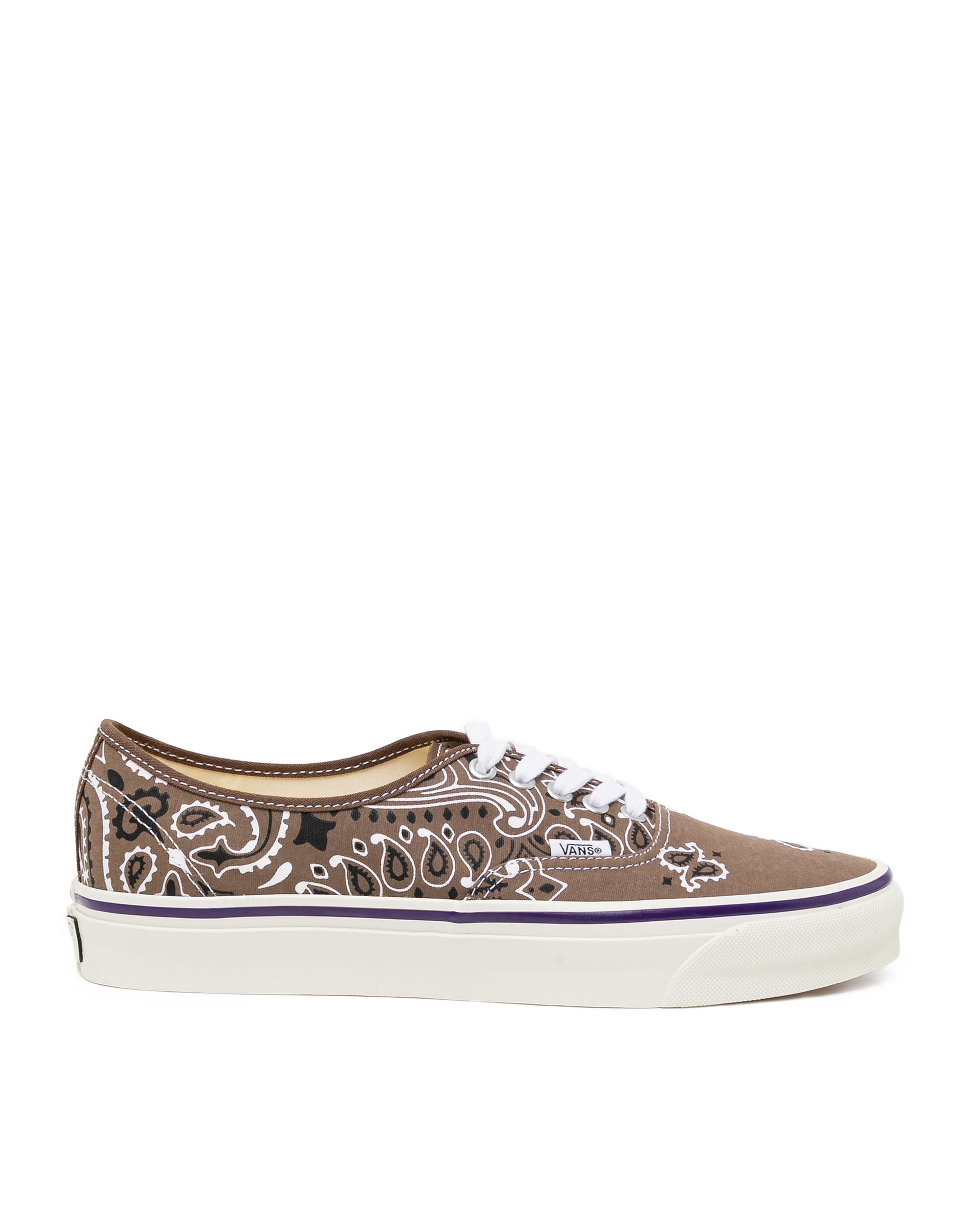 Premium Authentic Bandana sneakers by VANS