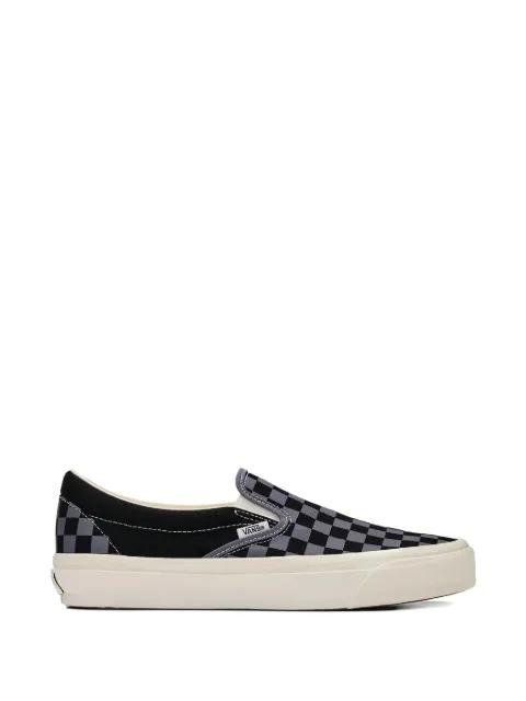 Shadow sneakers by VANS