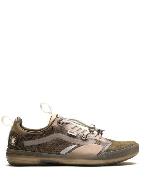 x Advisory Board Crystals Evdnt Ext Ulti Miracle Conditions sneakers by VANS