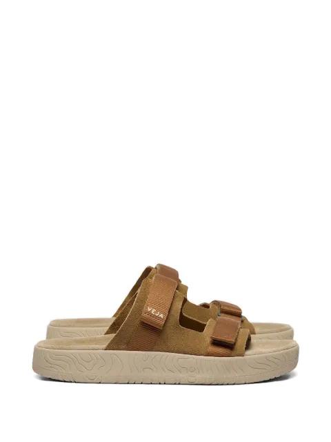 Arpoador flat sandals by VEJA