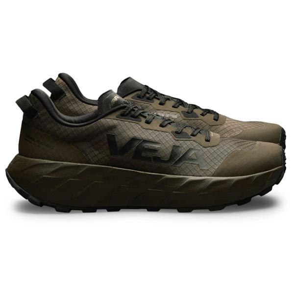 Harpie Trail Aeroshell Shoes by VEJA