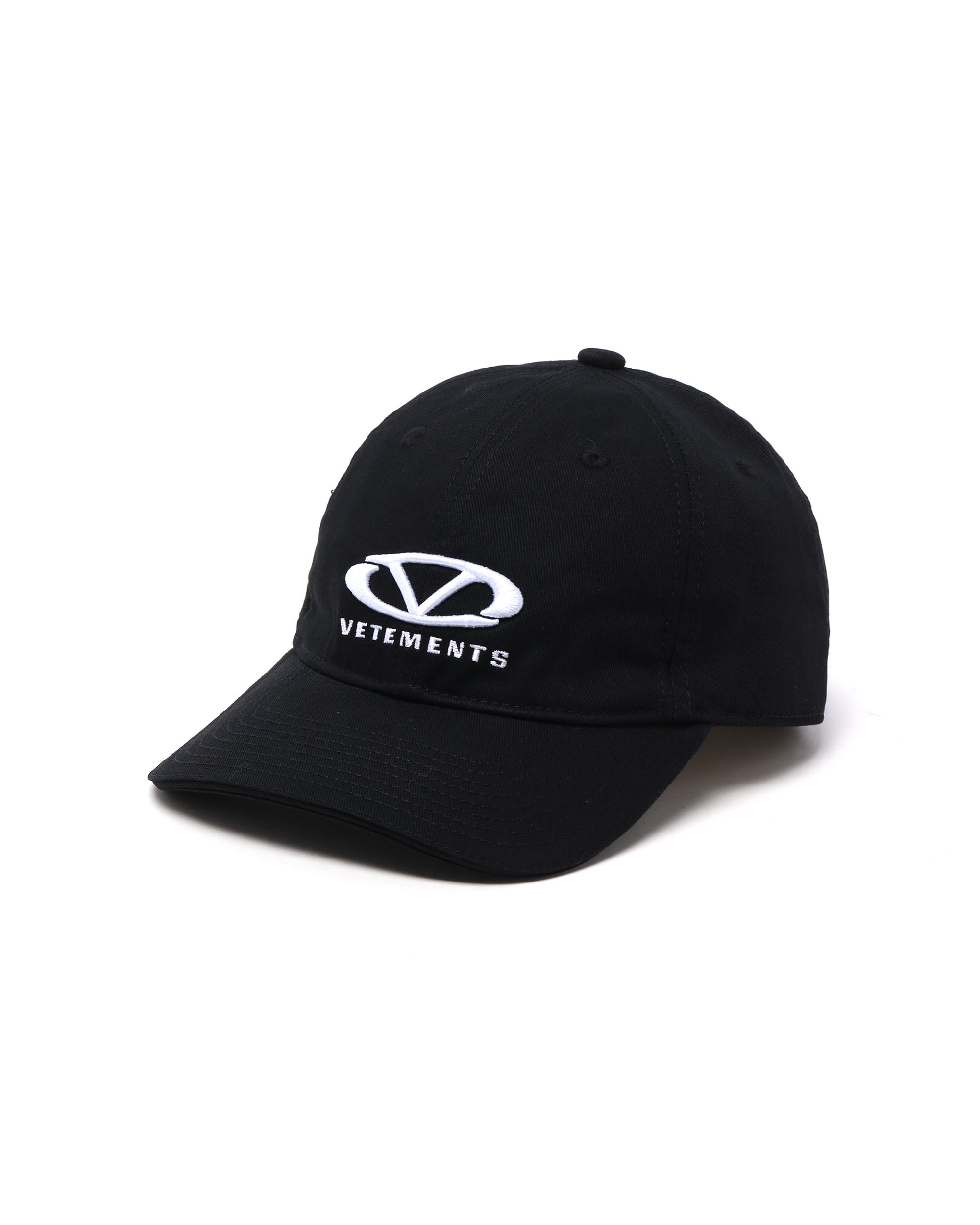 Logo embroidered cap by VETEMENTS