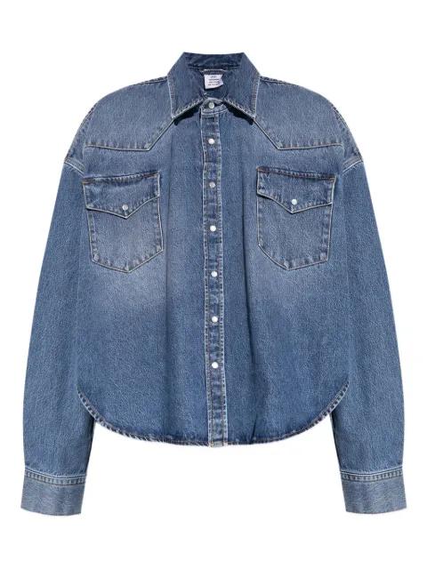 button-fastening denim shirt by VETEMENTS