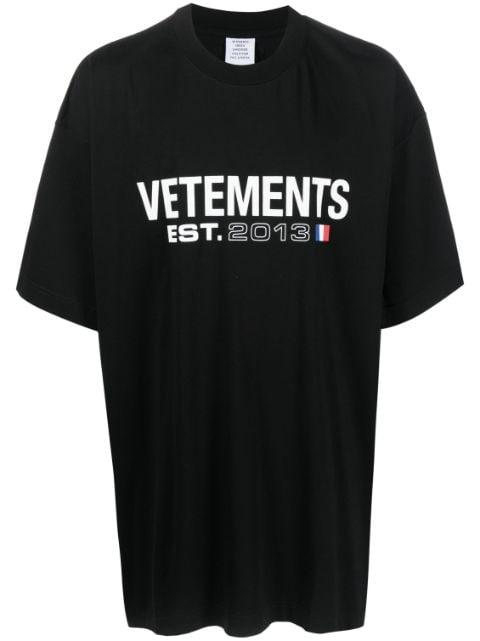 logo-print T-shirt by VETEMENTS