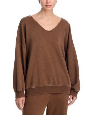 V Neck Sweatshirt by VINTAGE HAVANA