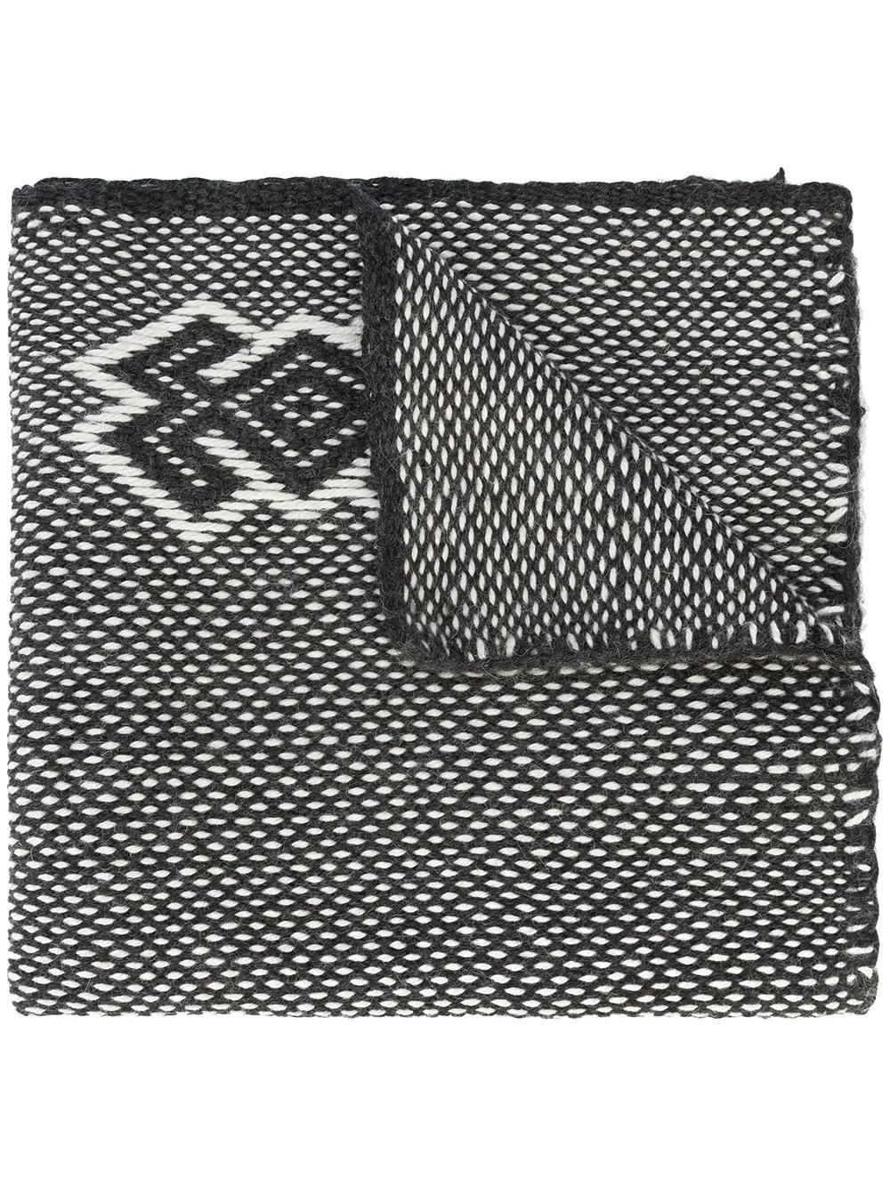 knitted scarf by VOZ