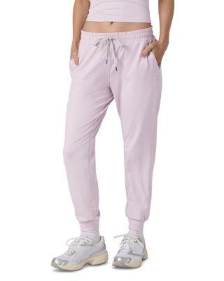 Performance Joggers by VUORI