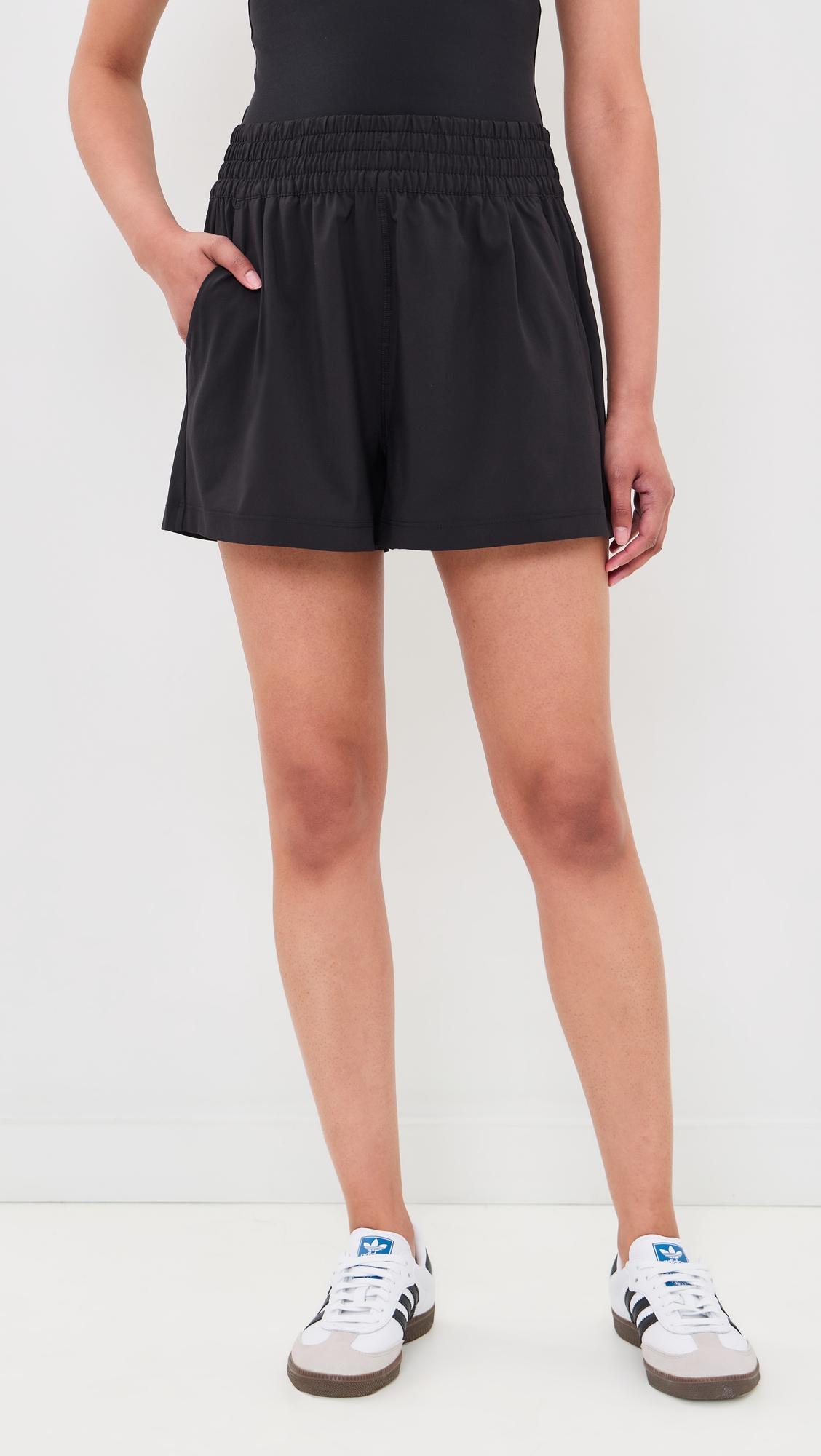 Villa Shorts by VUORI