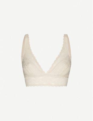 Halo triangle-cupped stretch-lace bra by WACOAL