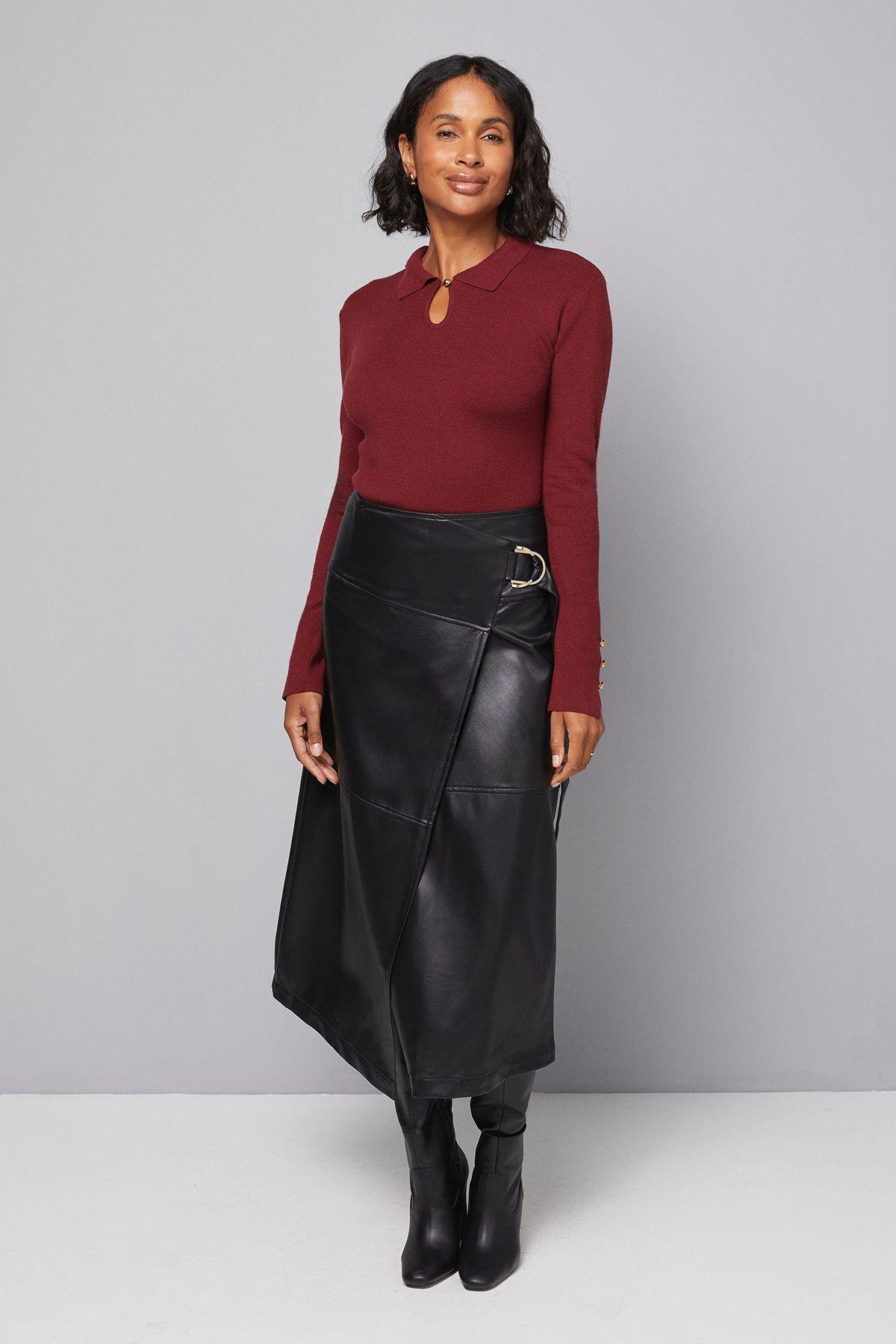 Keyhole Collared Knitted Top by WALLIS