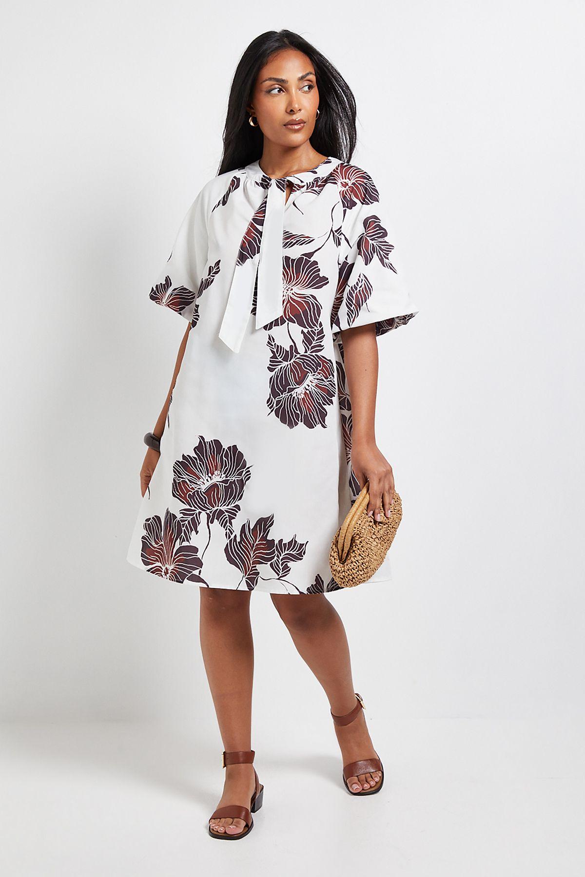 Petite Summer Palm Shift Dress by WALLIS