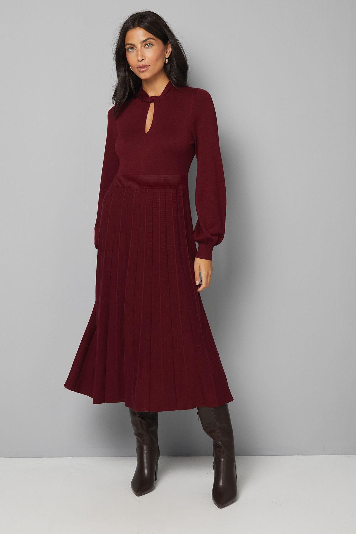 Twist Neck Keyhole Pleated Dress by WALLIS