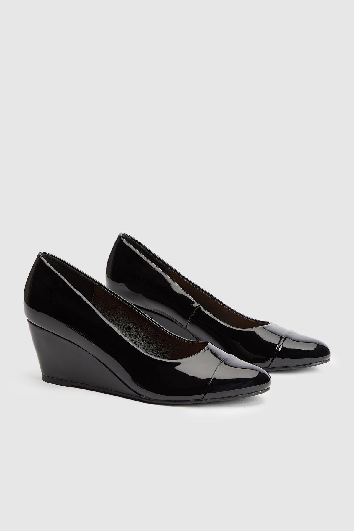 Wide Fit Daily Almond Toe Toe Cap Mid Wedge Court Shoes by WALLIS