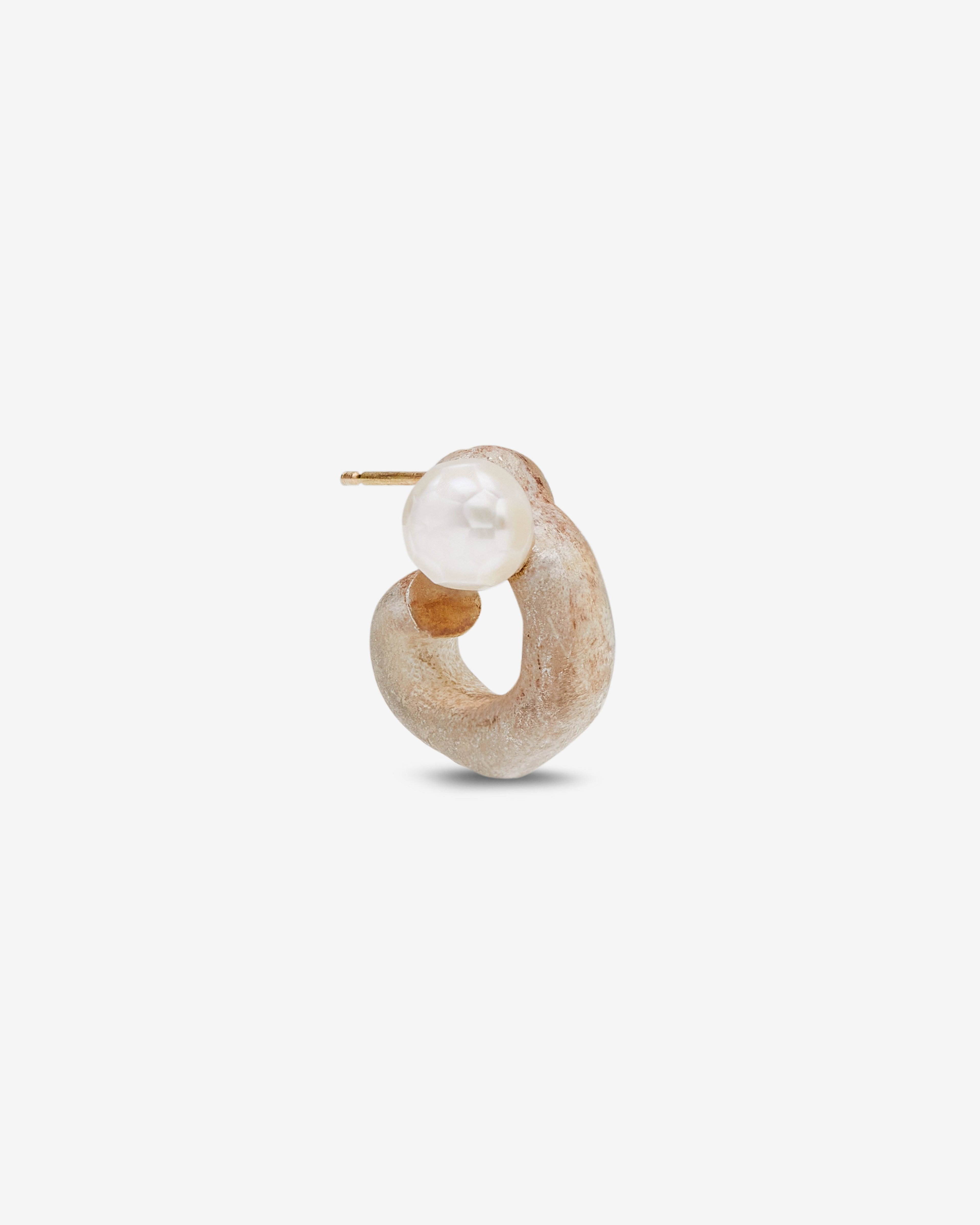 Weinan Pan - Bone Earring No4 with Faceted Pearl - (Silver/Gold) by WEINAN PAN