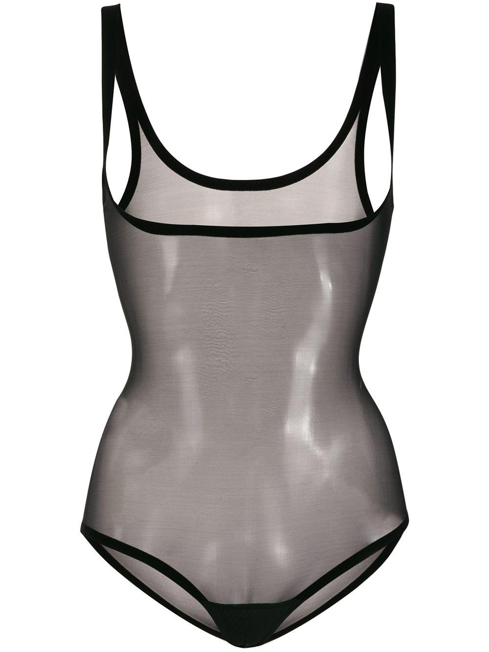 tulle forming body by WOLFORD