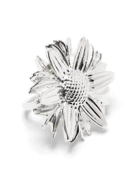Daisy ring by WOUTERS&HENDRIX