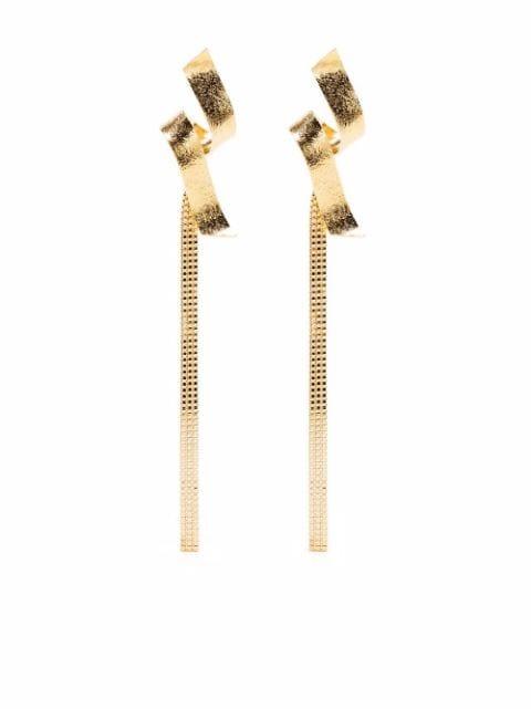 Swirl chain-link earrings by WOUTERS&HENDRIX