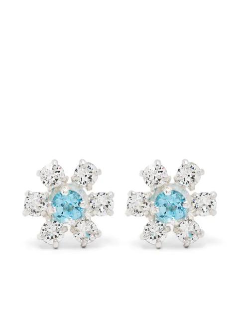 flower-shaped stud earrings by WOUTERS&HENDRIX