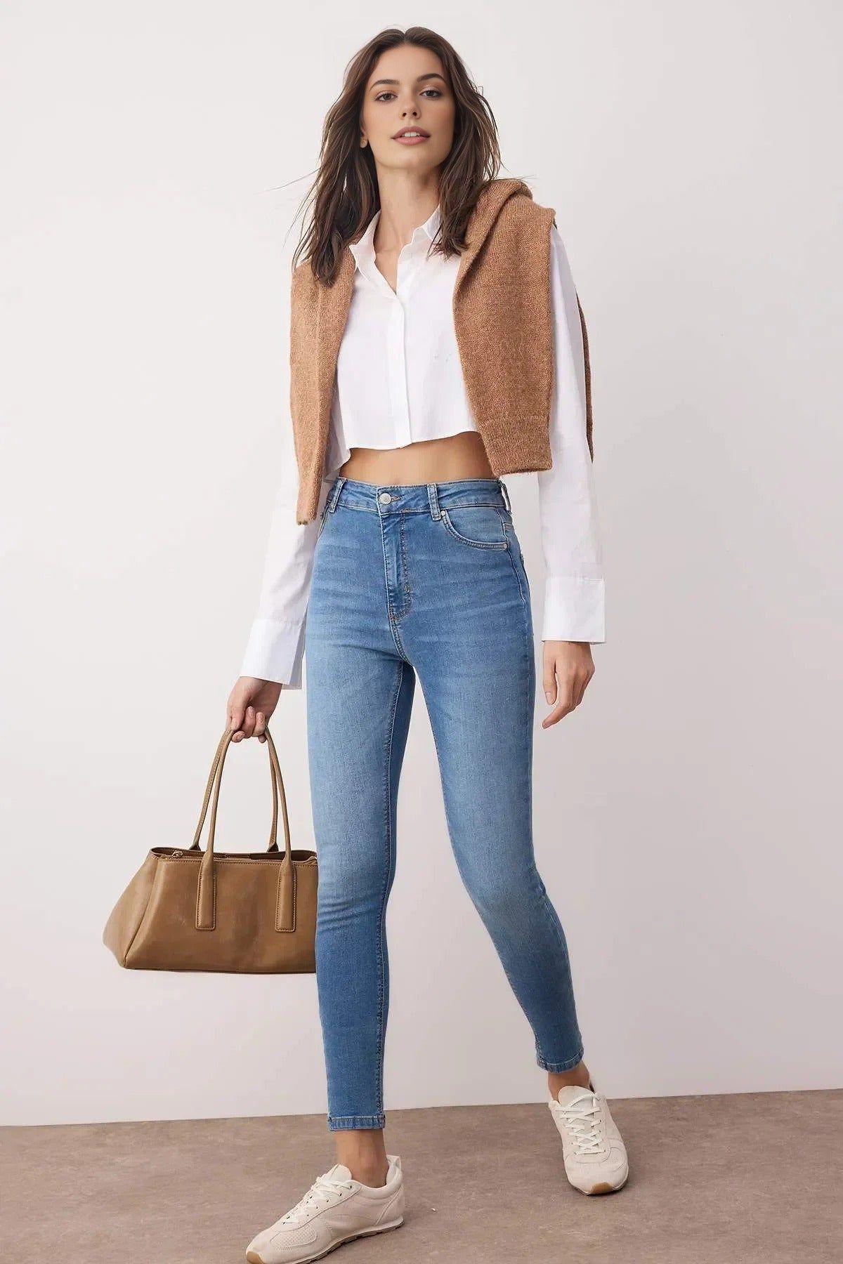 High Waist Fitted Flexible Skinny Jeans by WOVCOR