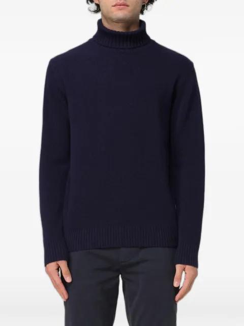roll neck sweater by XC