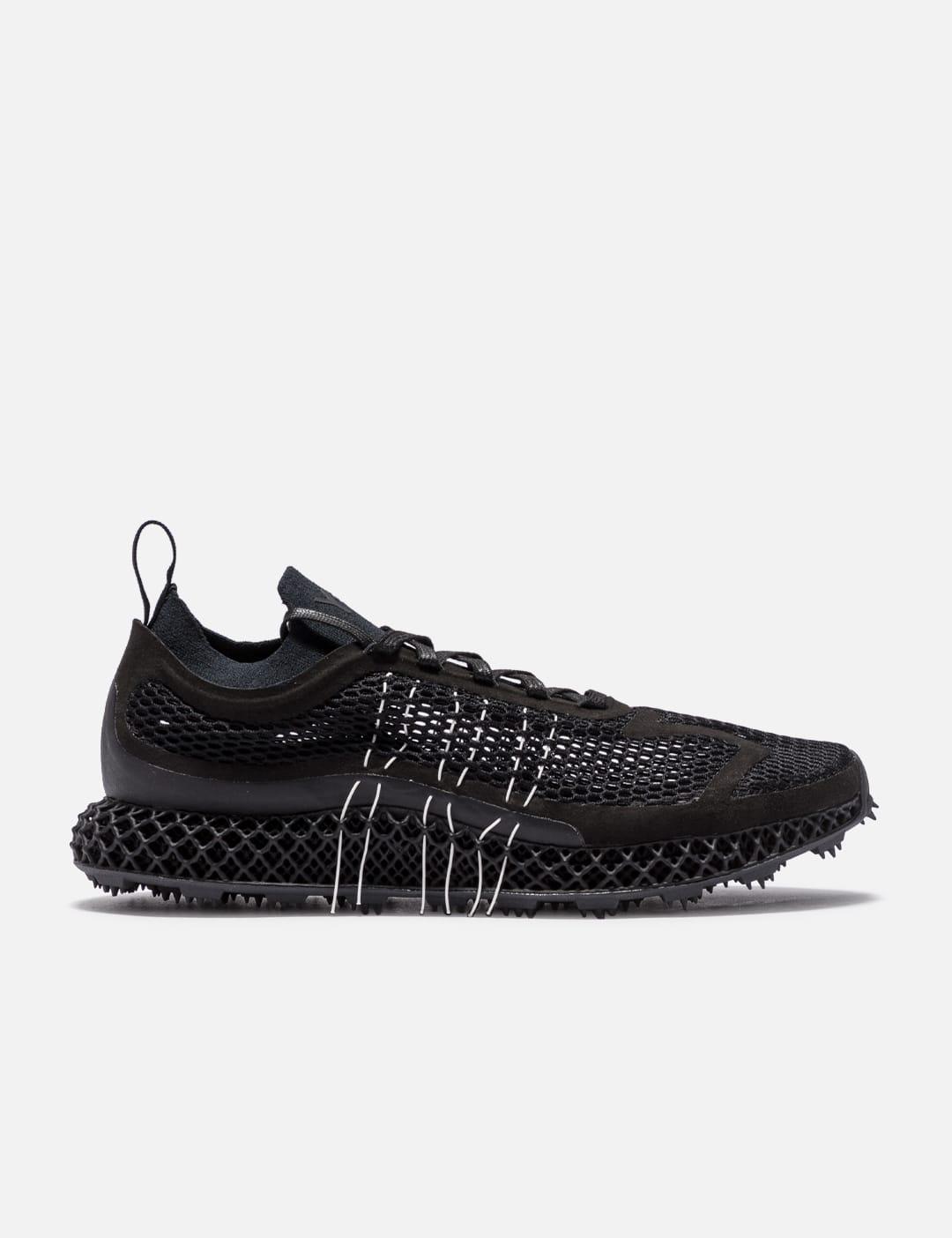 y3 runner 4d price