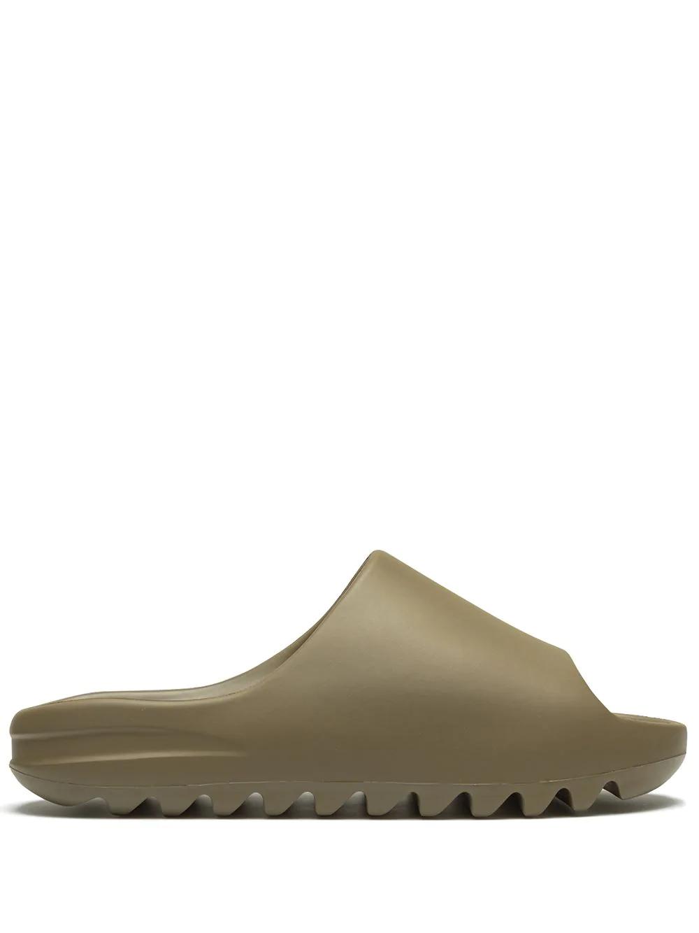 YEEZY "Earth Brown" slides by YEEZY X ADIDAS
