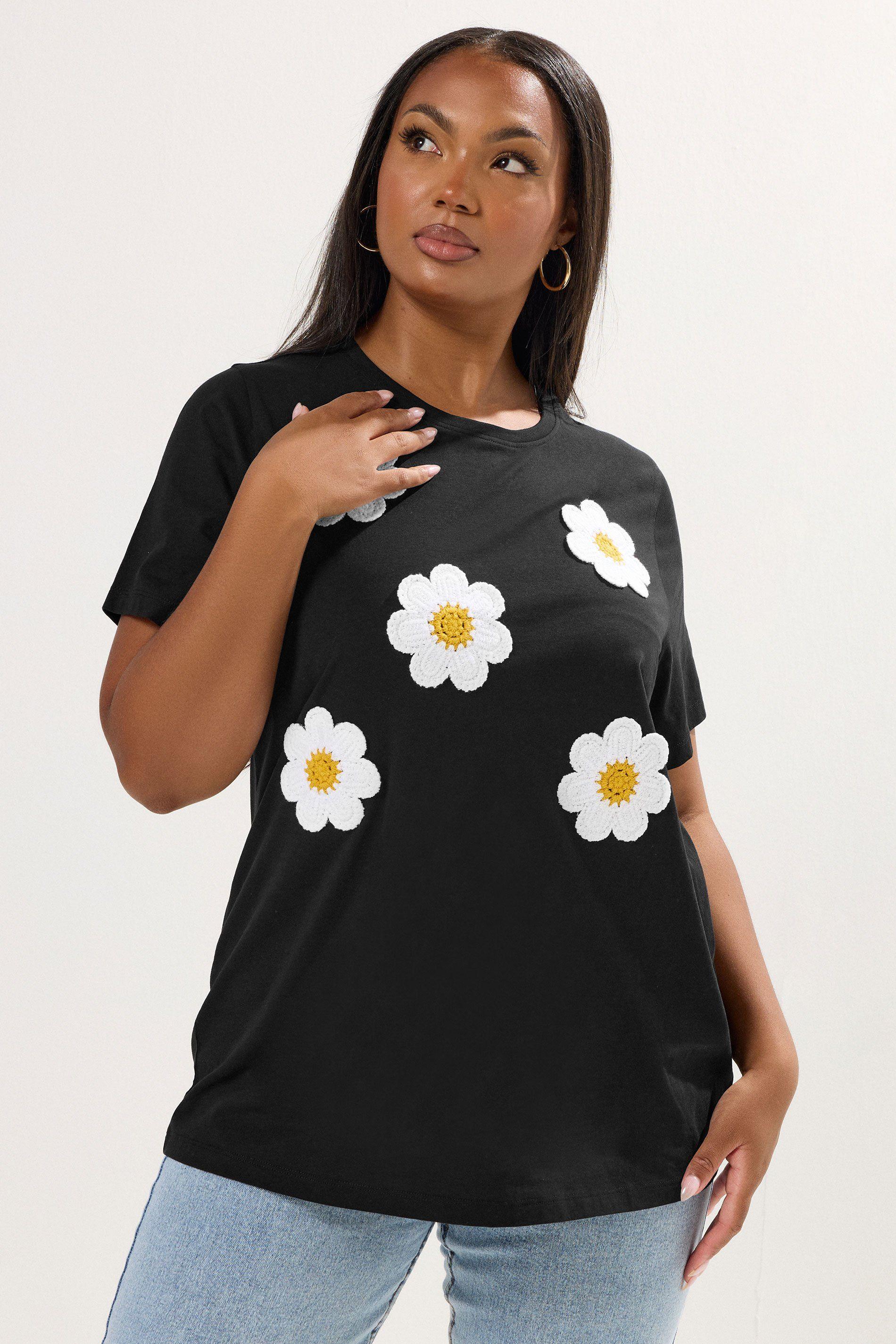 Applique Daisy T-Shirt by YOURS