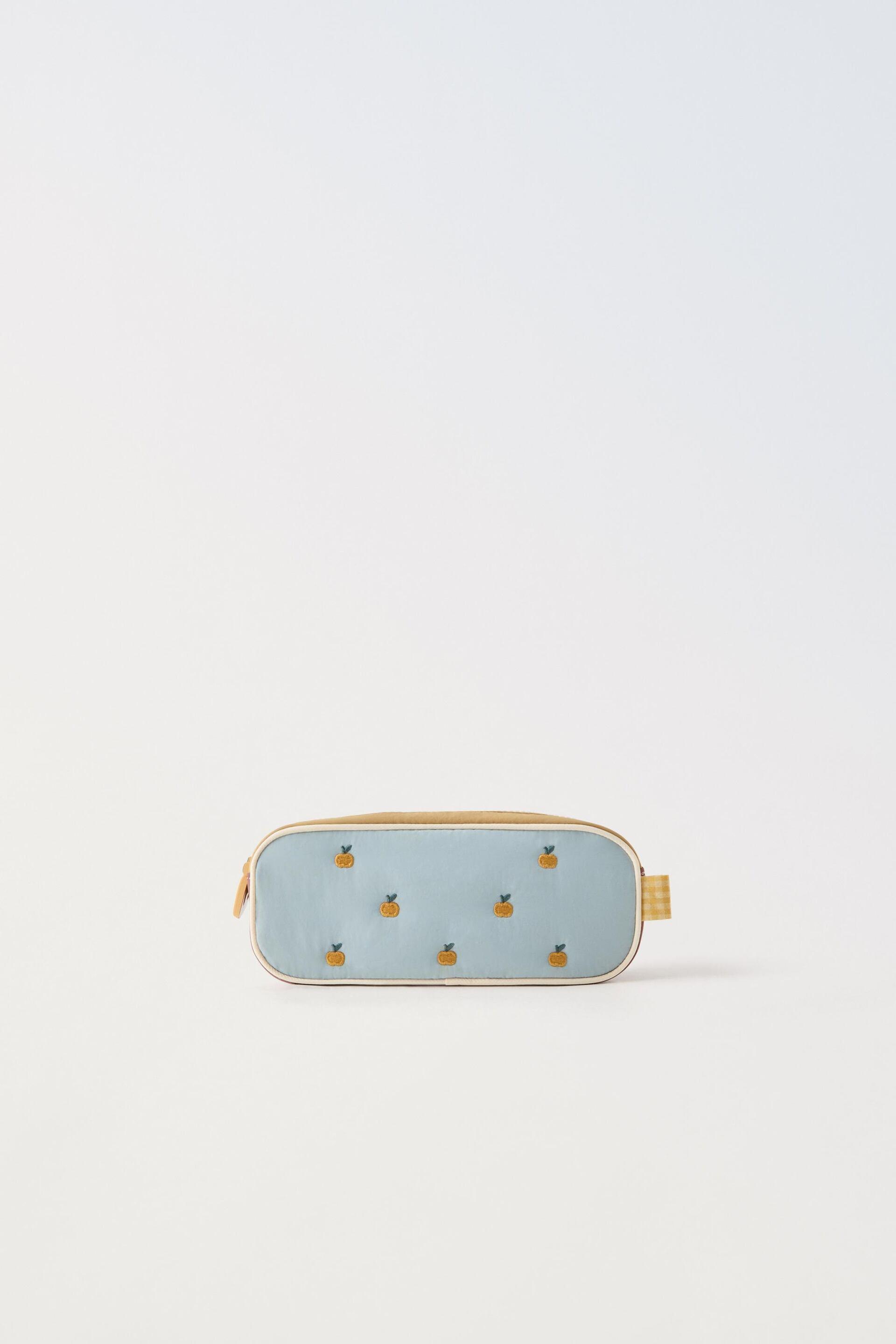 APPLE POUCH by ZARA