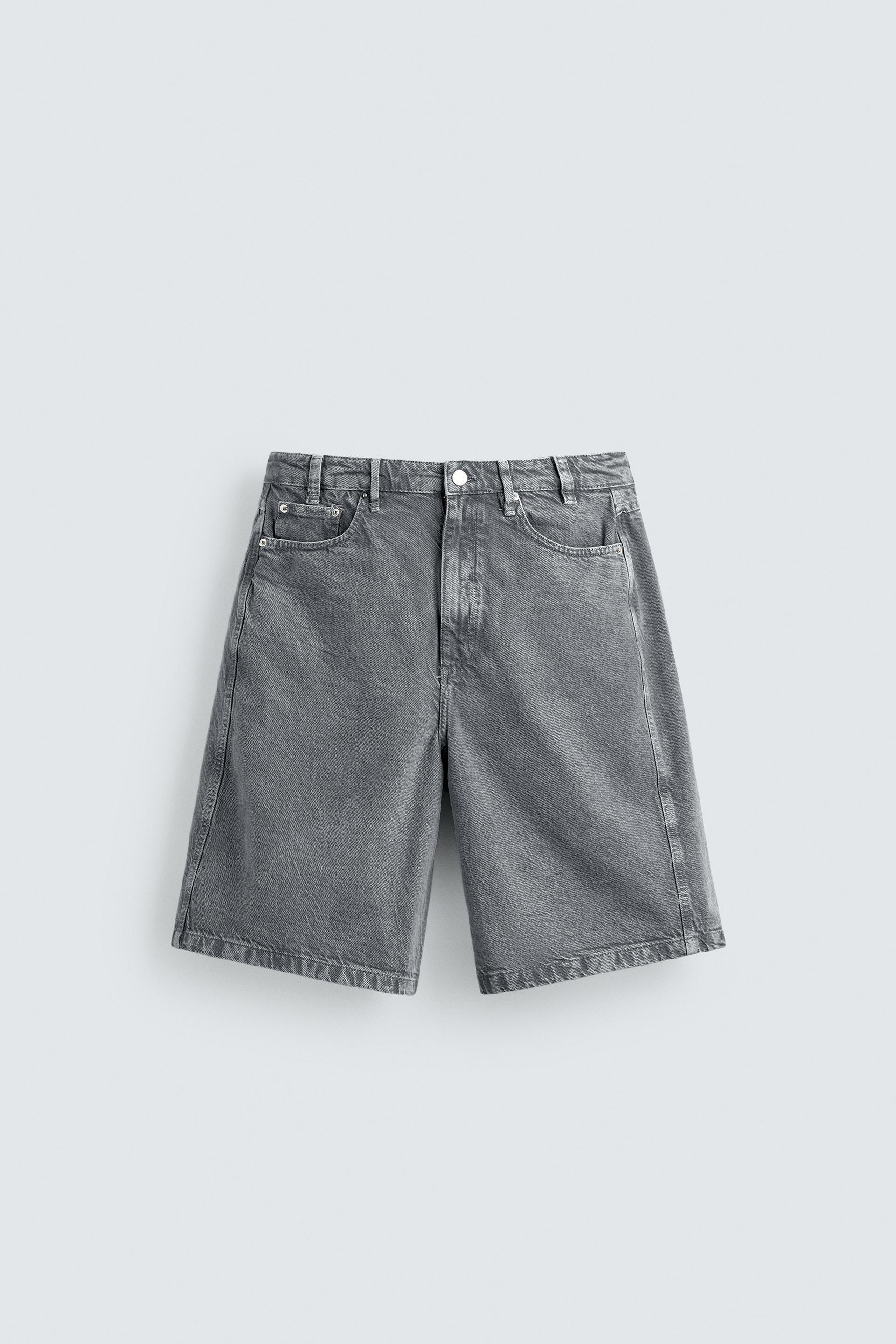 BAGGY FIT SHORTS by ZARA