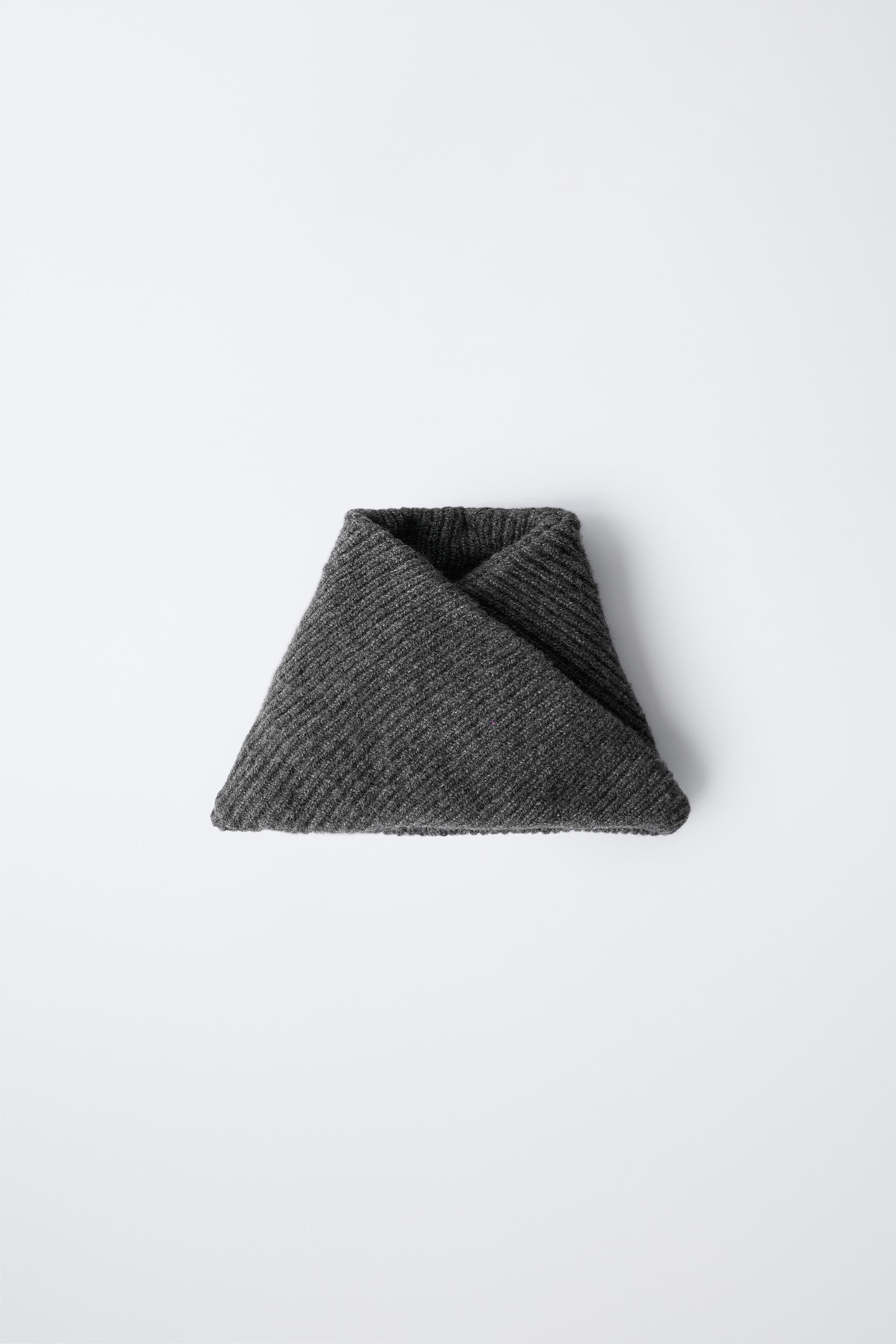 BASIC KNIT NECK WARMER by ZARA