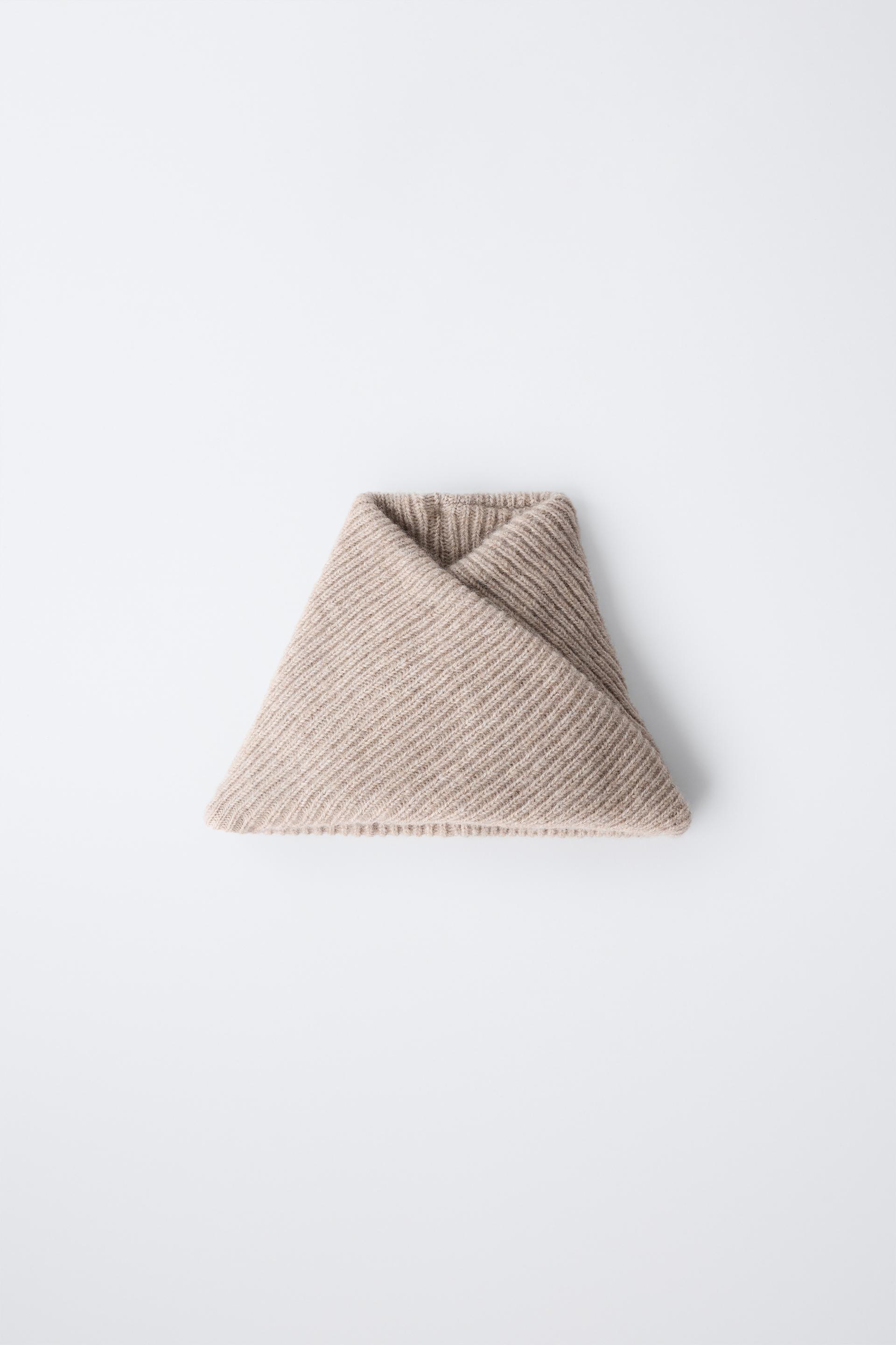 BASIC KNIT NECK WARMER by ZARA