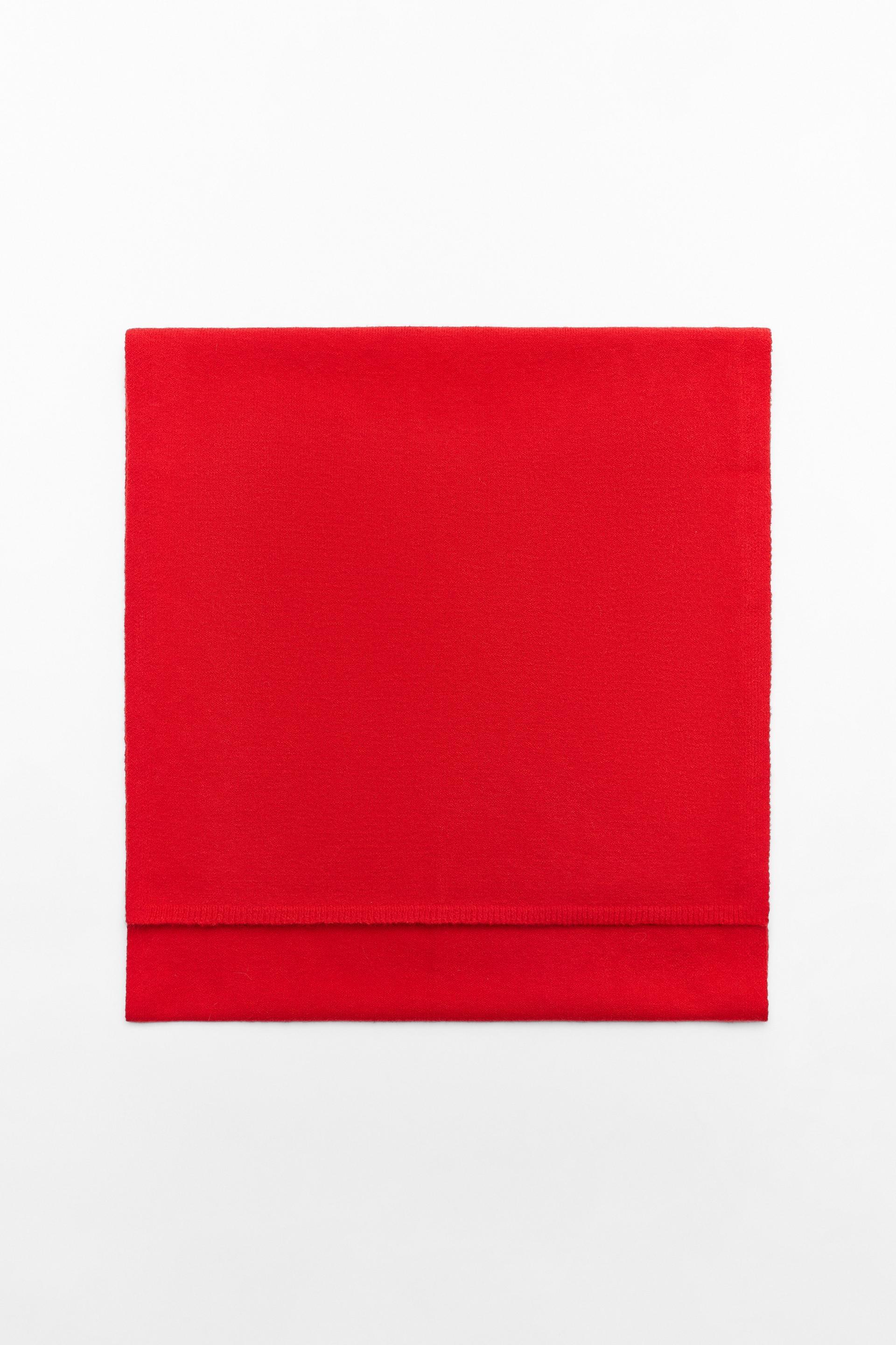 BASIC PLAIN SCARF by ZARA