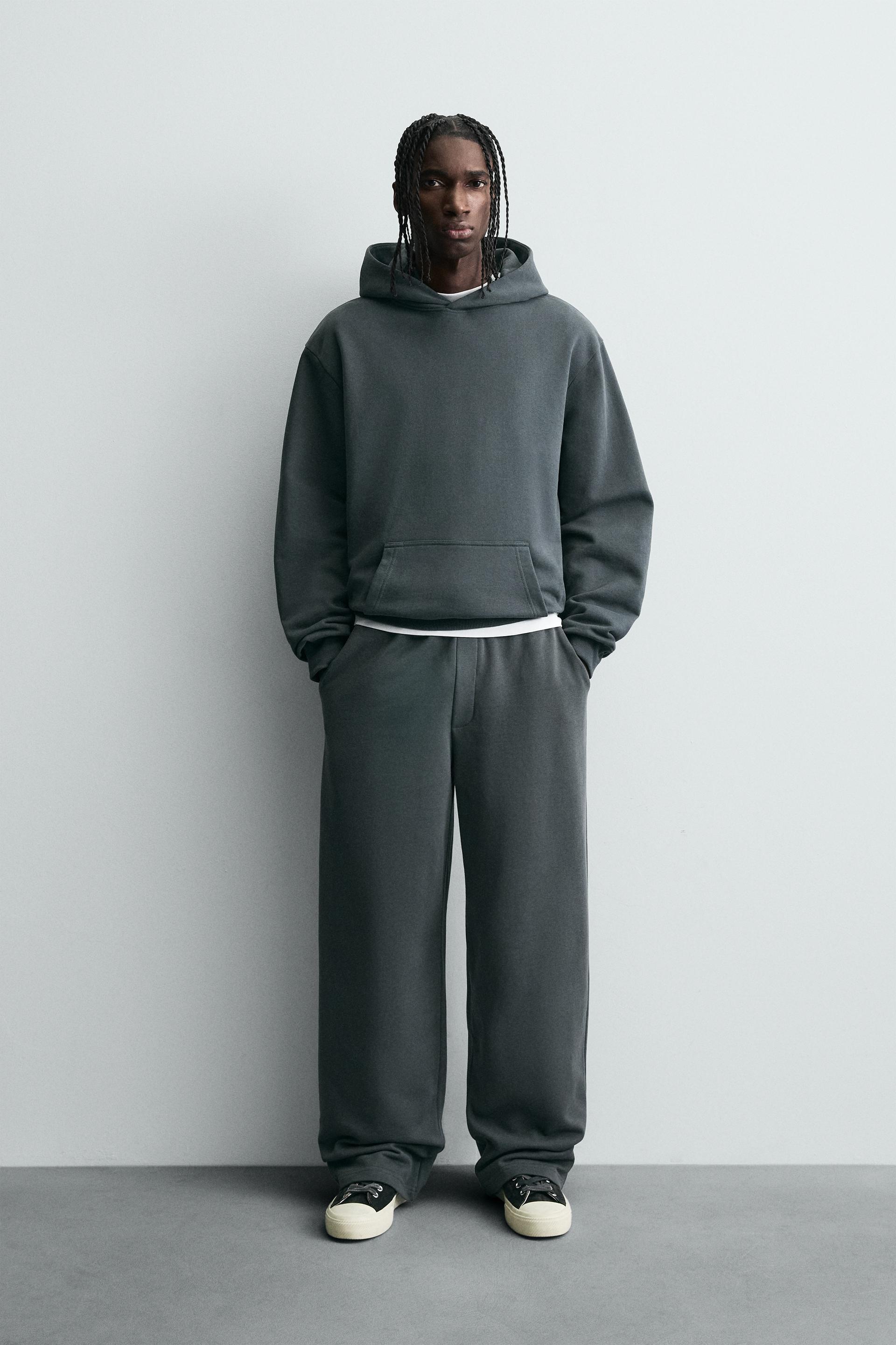 BASIC RELAXED FIT JOGGING PANTS by ZARA