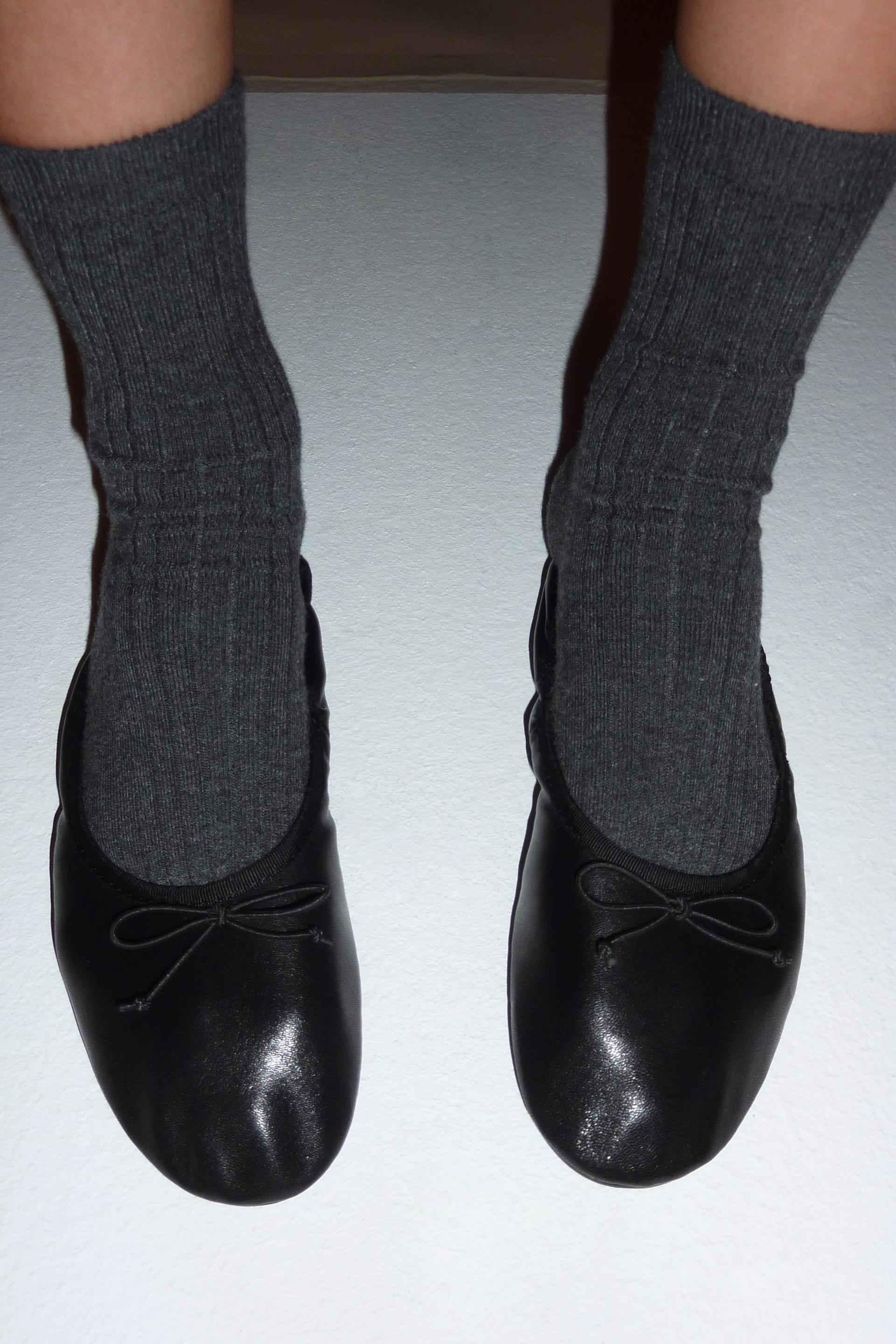 BASIC RIBBED SOCKS by ZARA