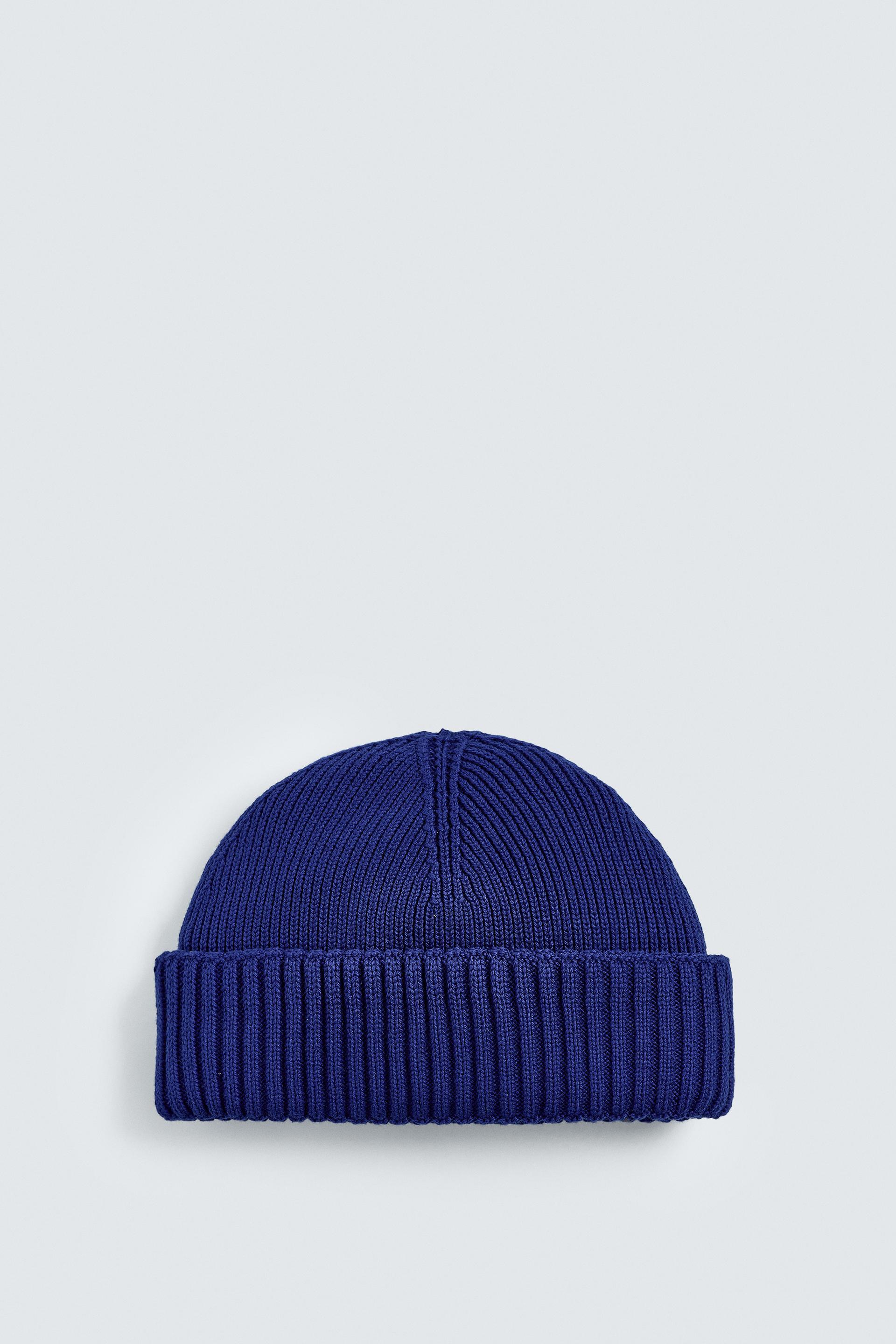 BASIC SHORT HAT by ZARA