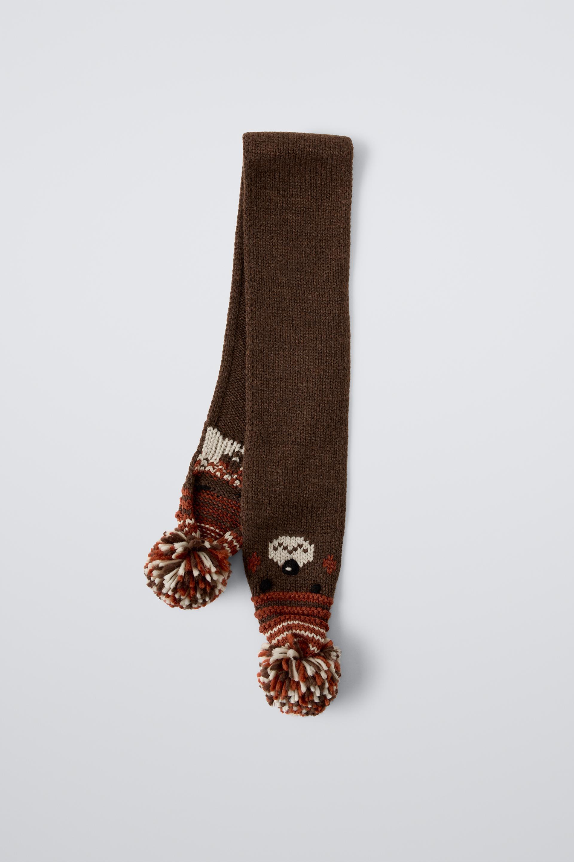 BEAR KNIT SCARF by ZARA