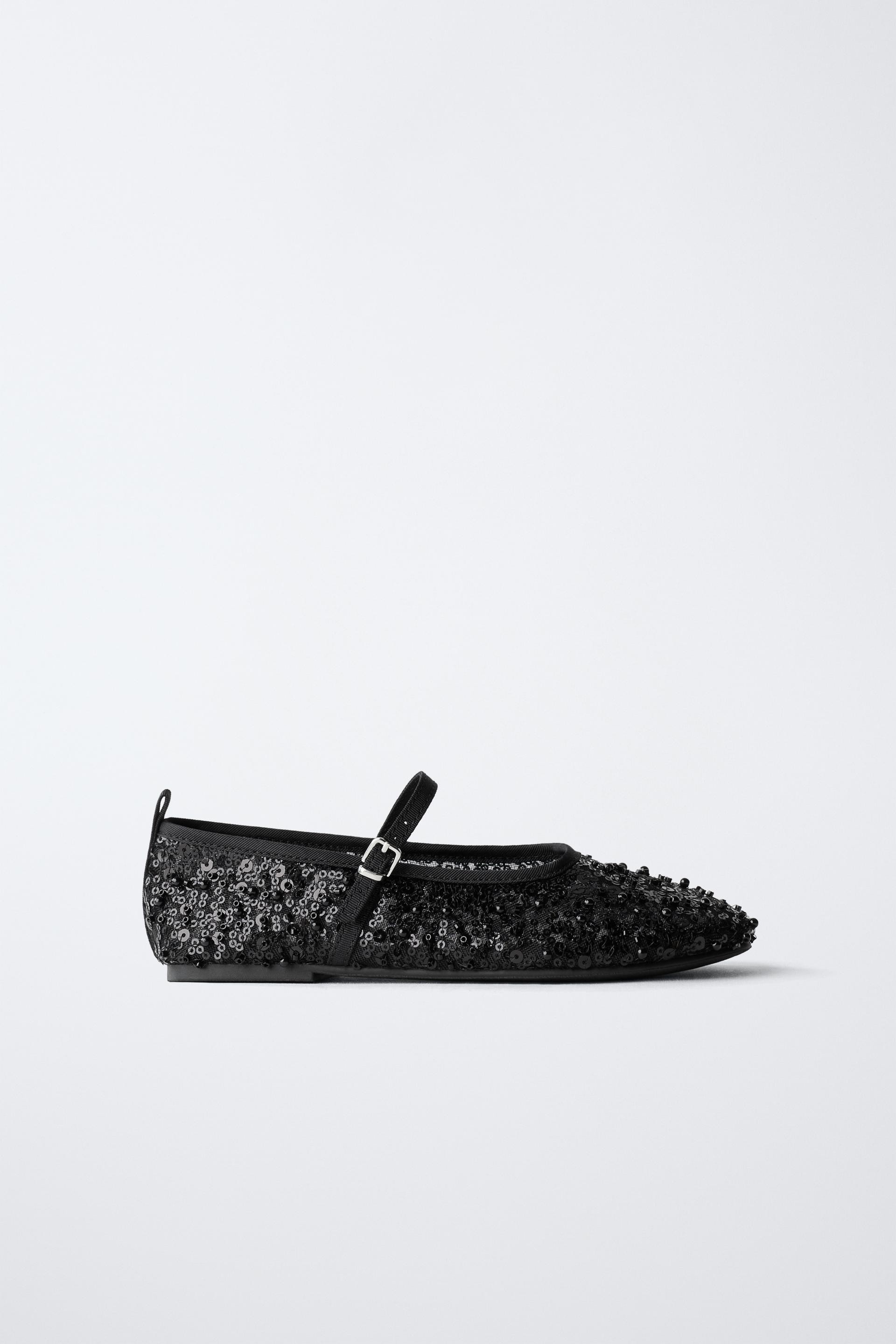 BUCKLE BALLET FLATS WITH PEARLS by ZARA