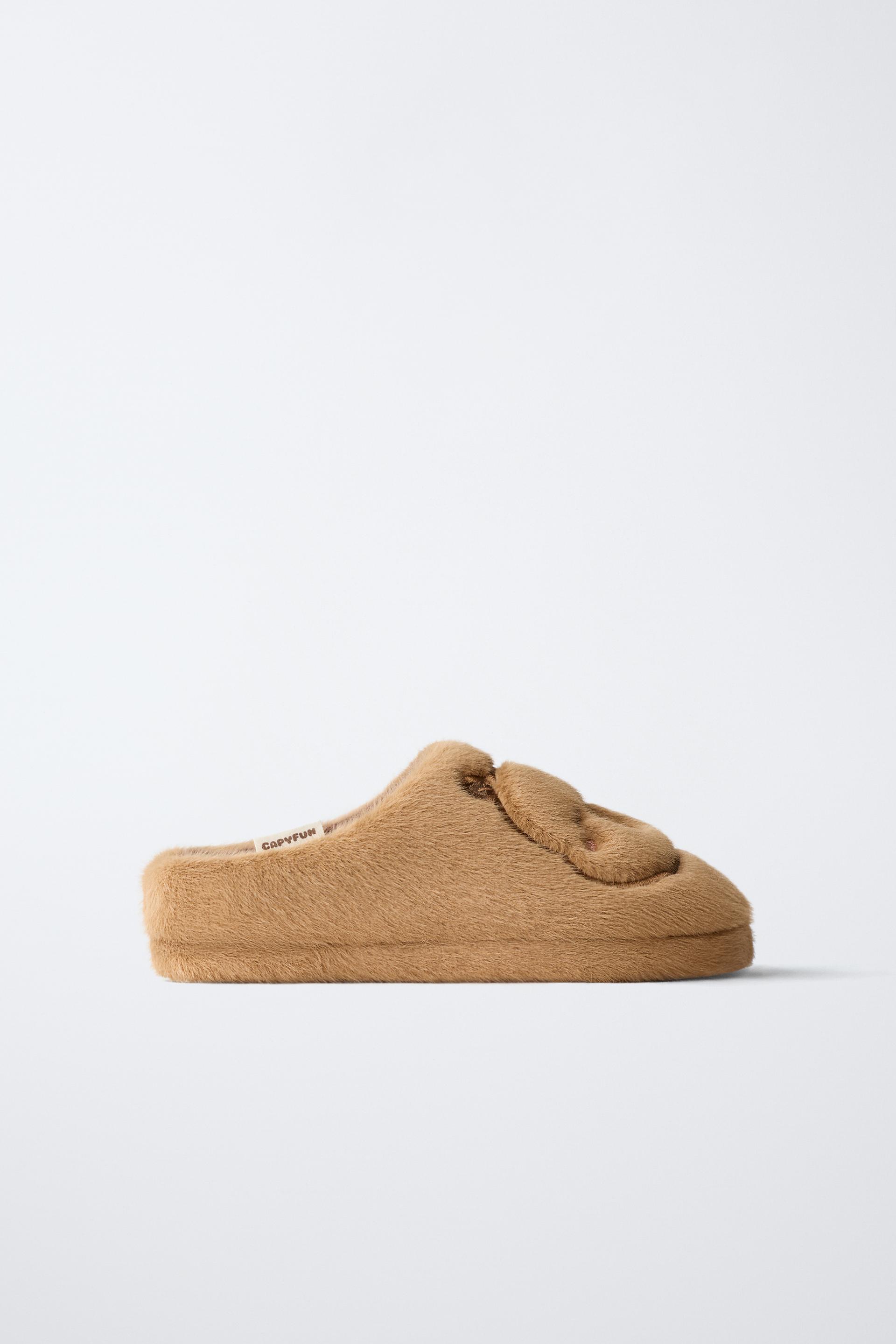 CAPYBARA CAPYFUN © HOUSE SLIPPERS by ZARA