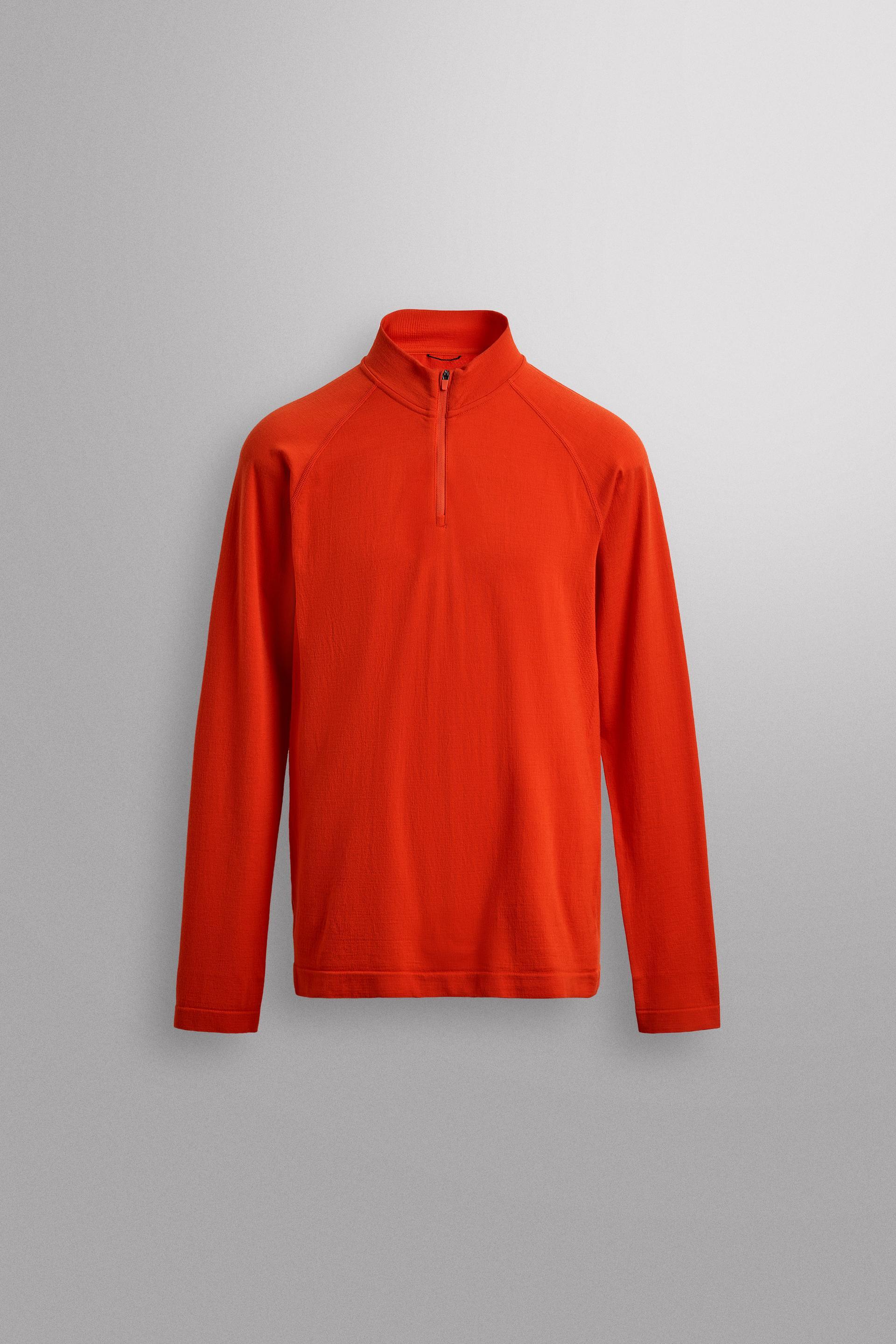 COMPRESSIVE QUARTER-ZIP SKI T-SHIRT by ZARA