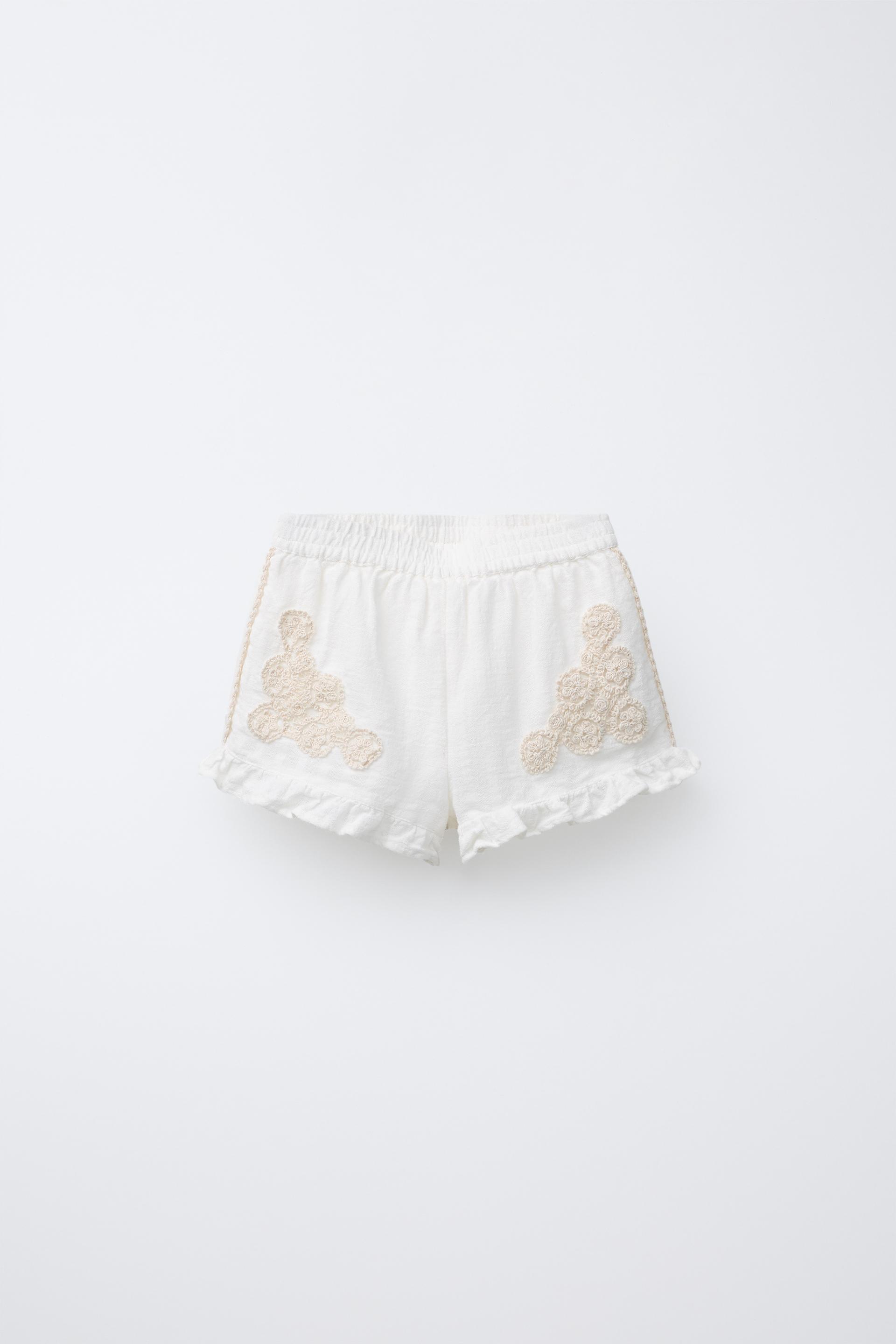 CROCHET RUFFLE SHORTS by ZARA