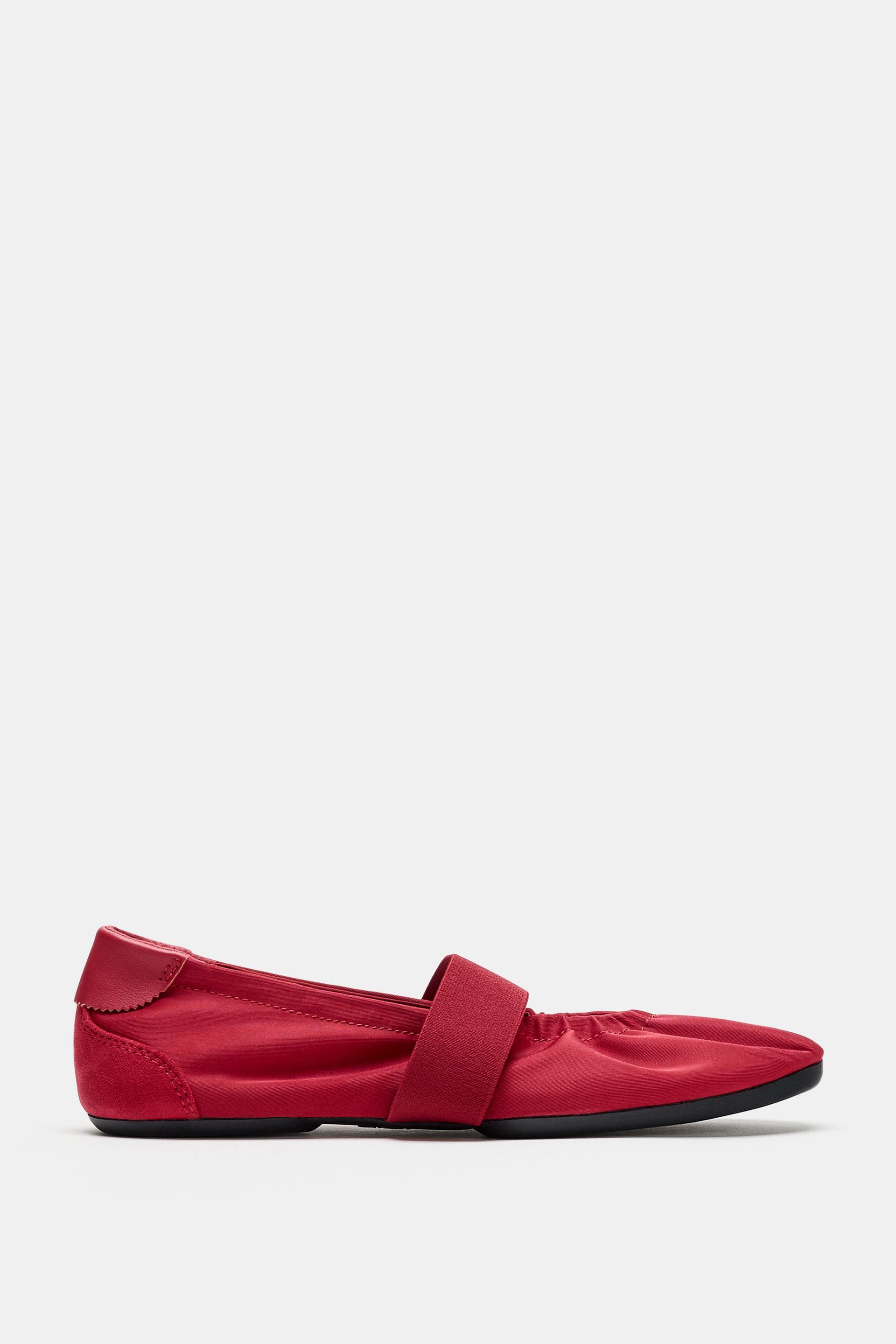 ELASTIC SPORT BALLET FLATS by ZARA