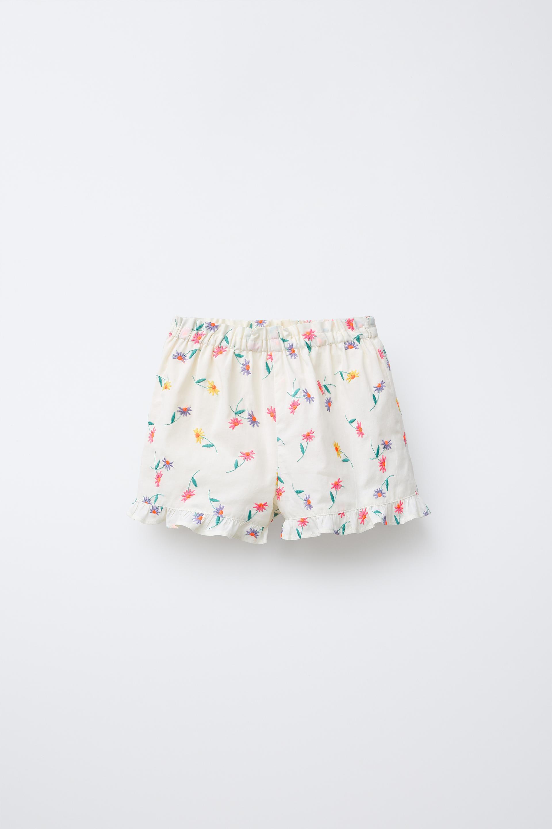 EMBROIDERED FLOWER BERMUDA SHORTS by ZARA
